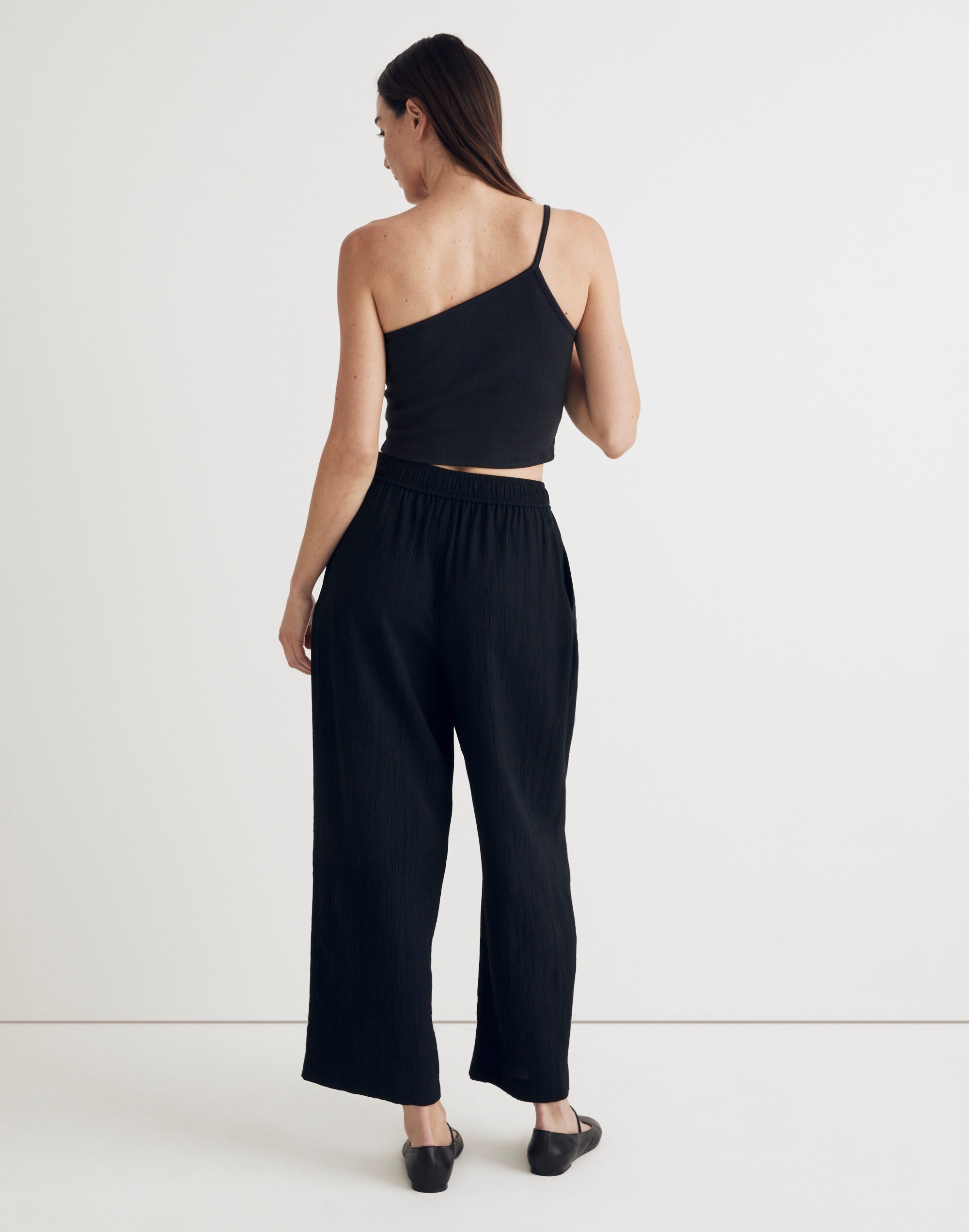 Petite Straight-Leg Crop Pants in  Crinkled Crepe