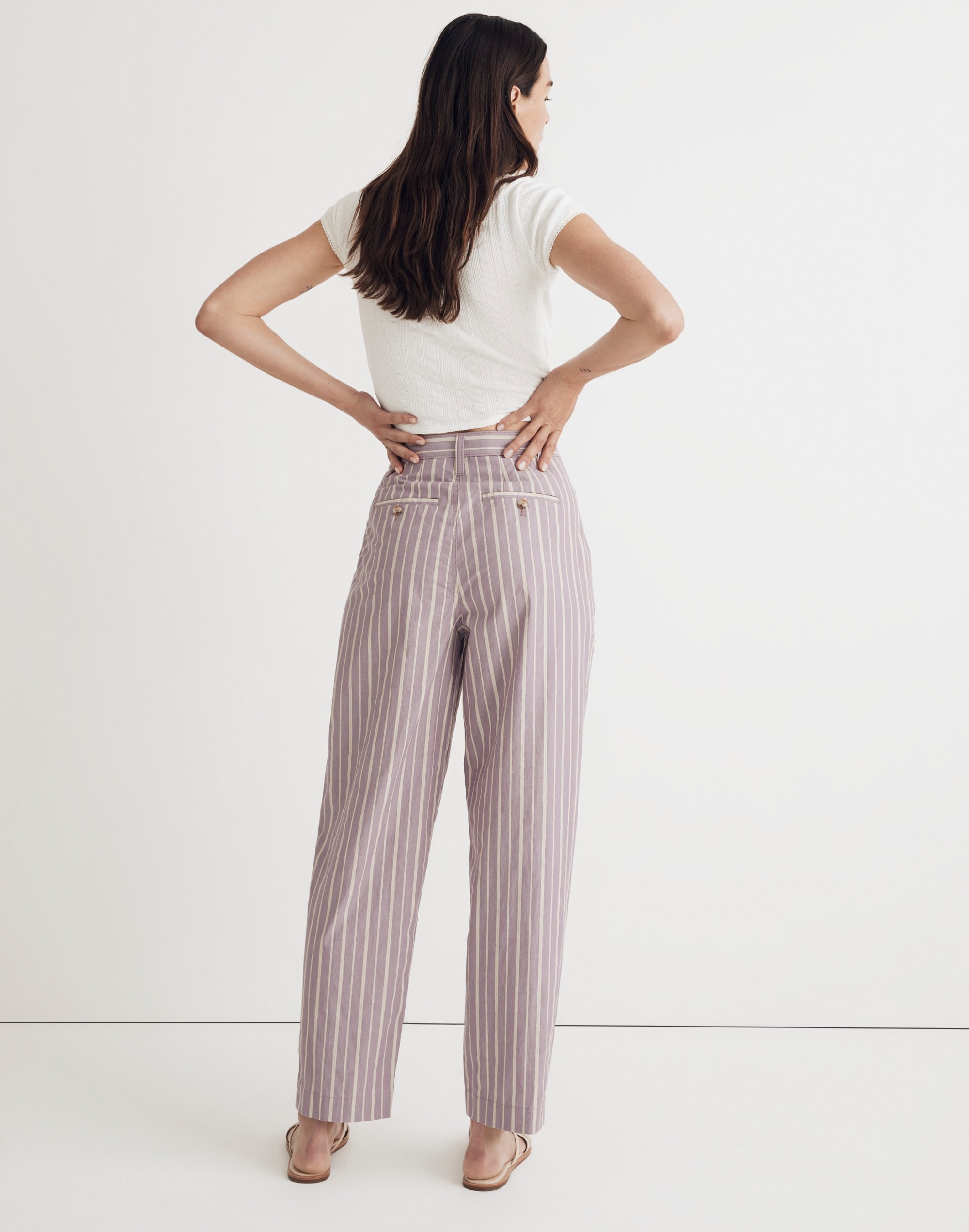 Pleated Tapered-Leg Pants in Signature Poplin