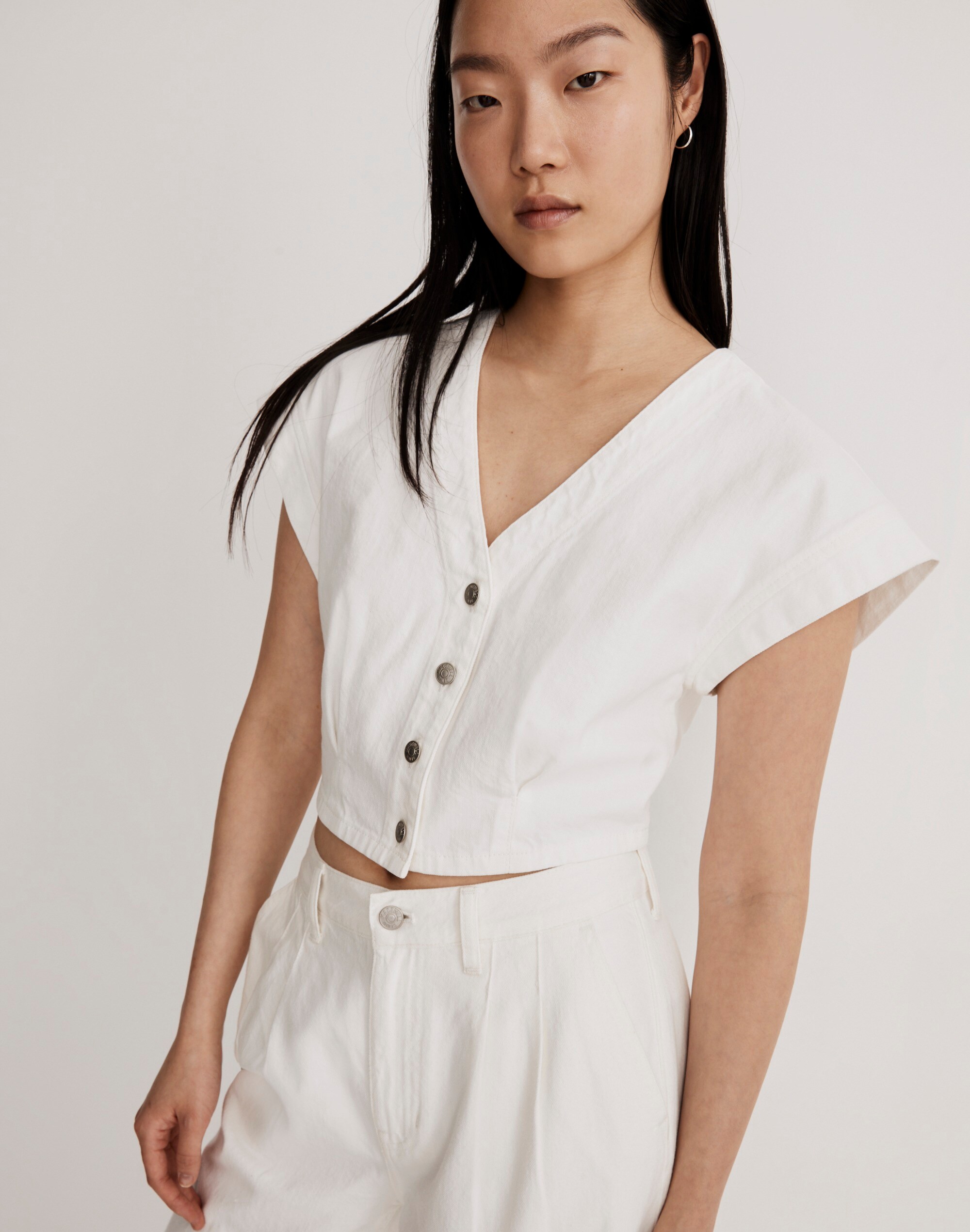 Denim Cap-Sleeve Crop Top in Tile White Alternate Image 4