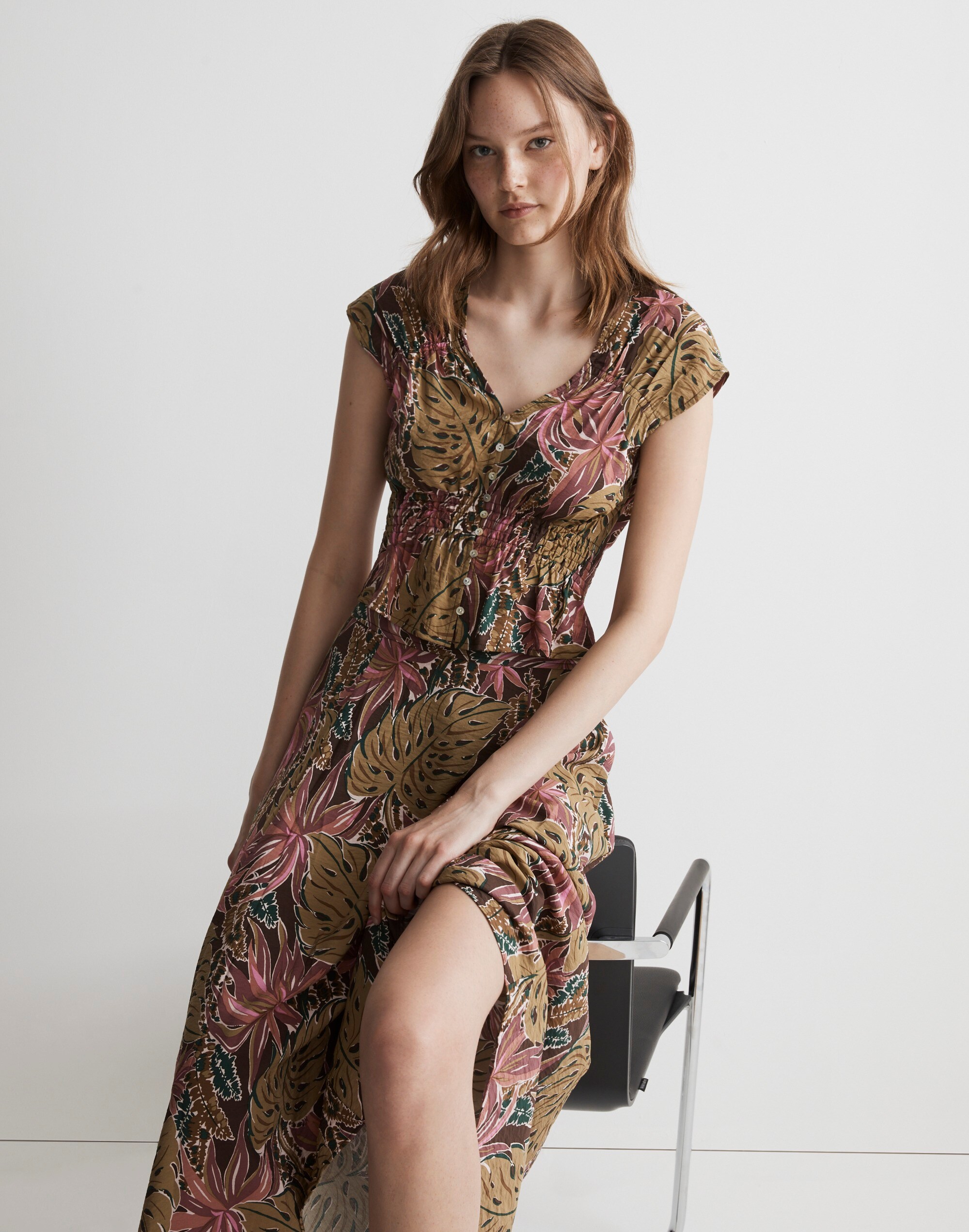 Crinkled Crepe Maxi Skirt in Brushstroke Monstera