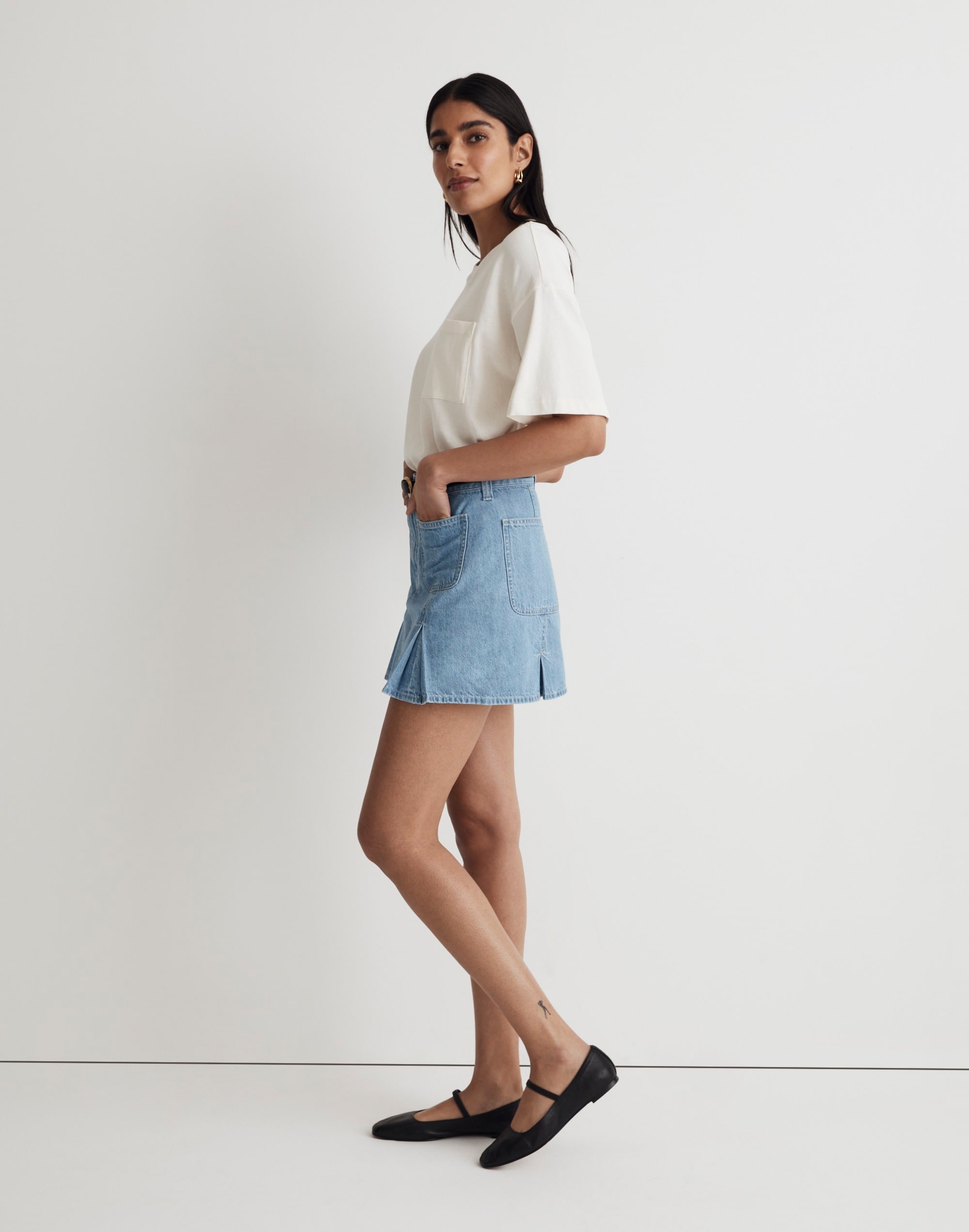 Pleated Denim Mini Skirt in Stilecrost Wash