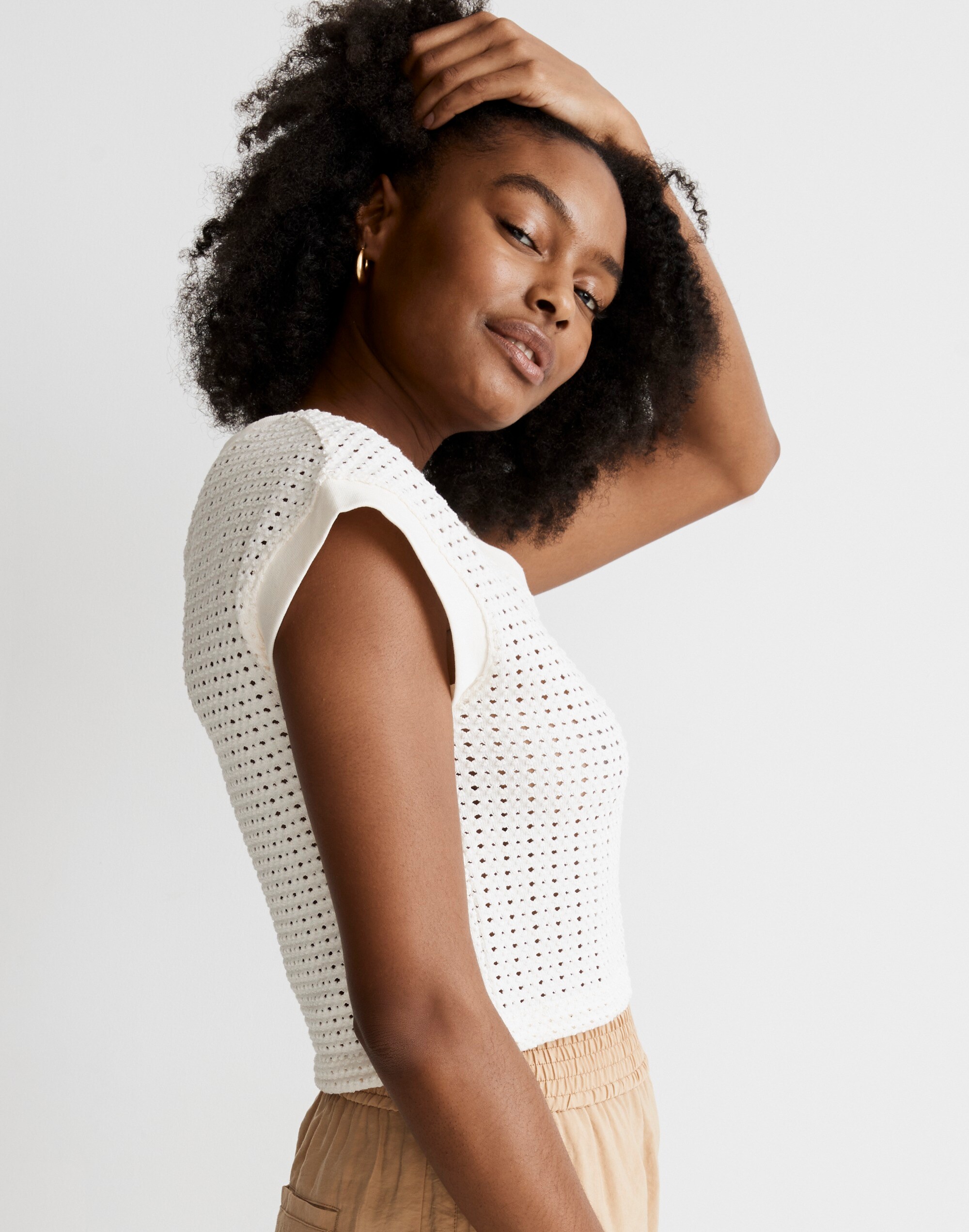 Knit Mesh V-Neck Crop Tee