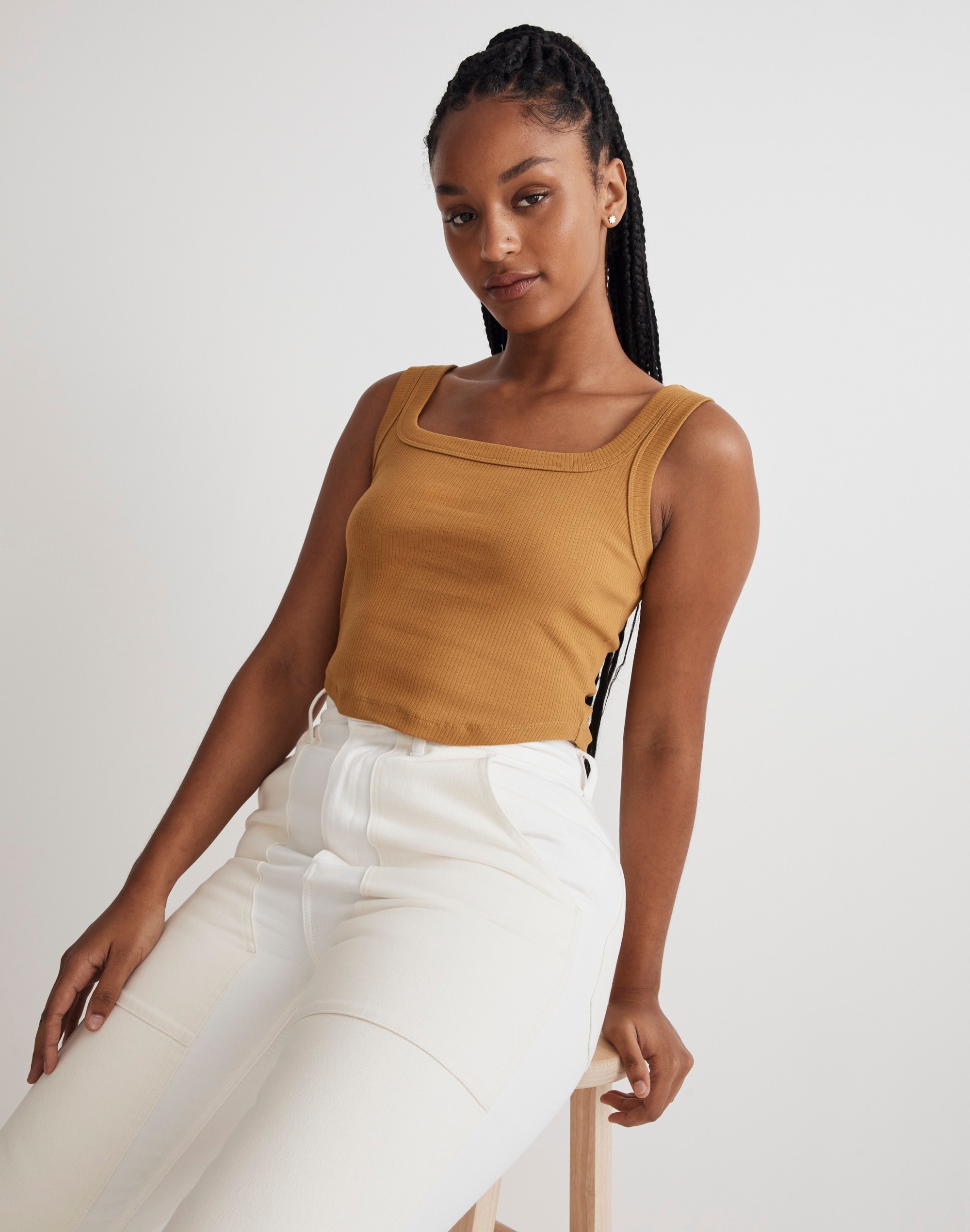 Mw The Tailored Crop Tank In Compass Gold