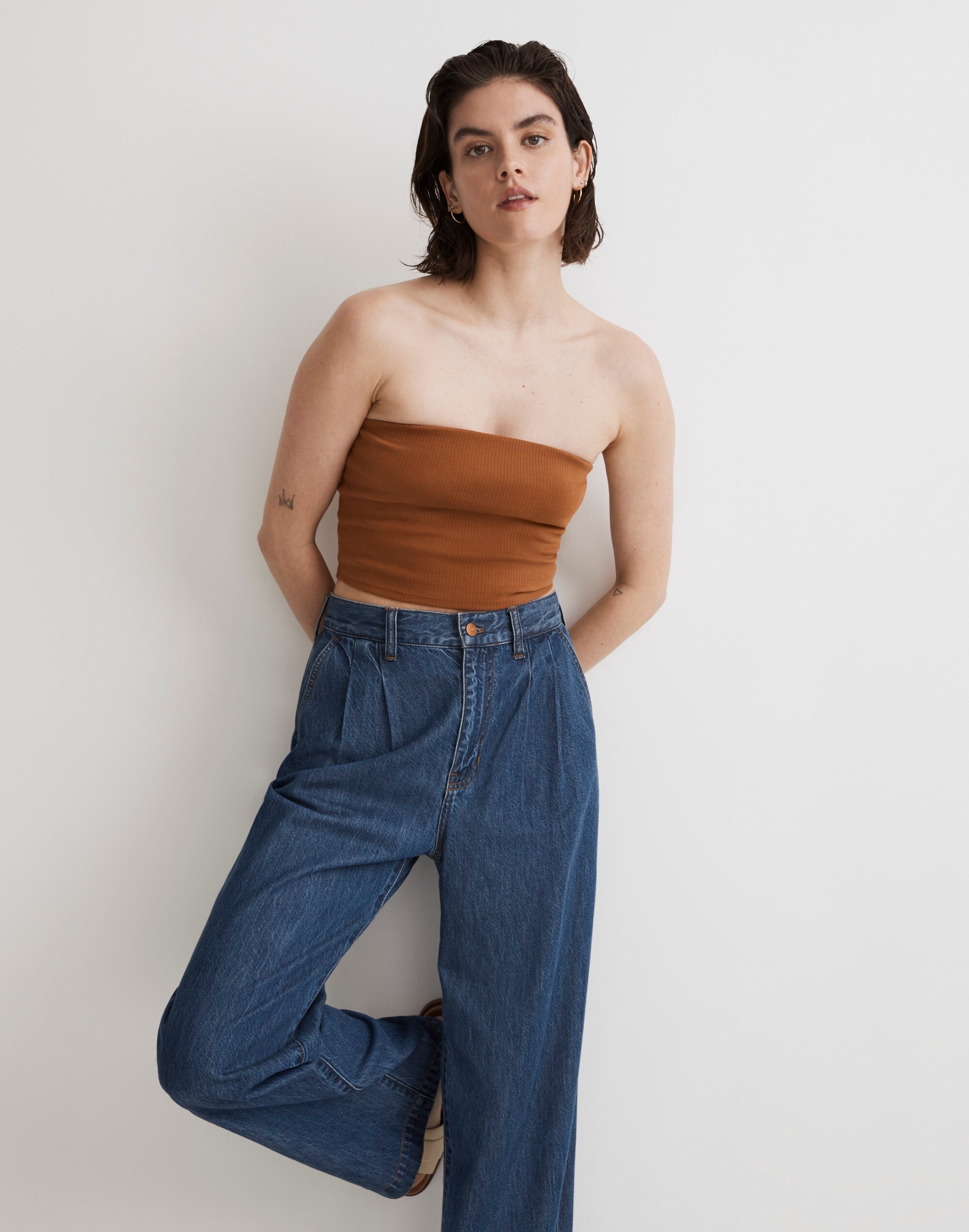 Crop Tube Top in Sleekhold