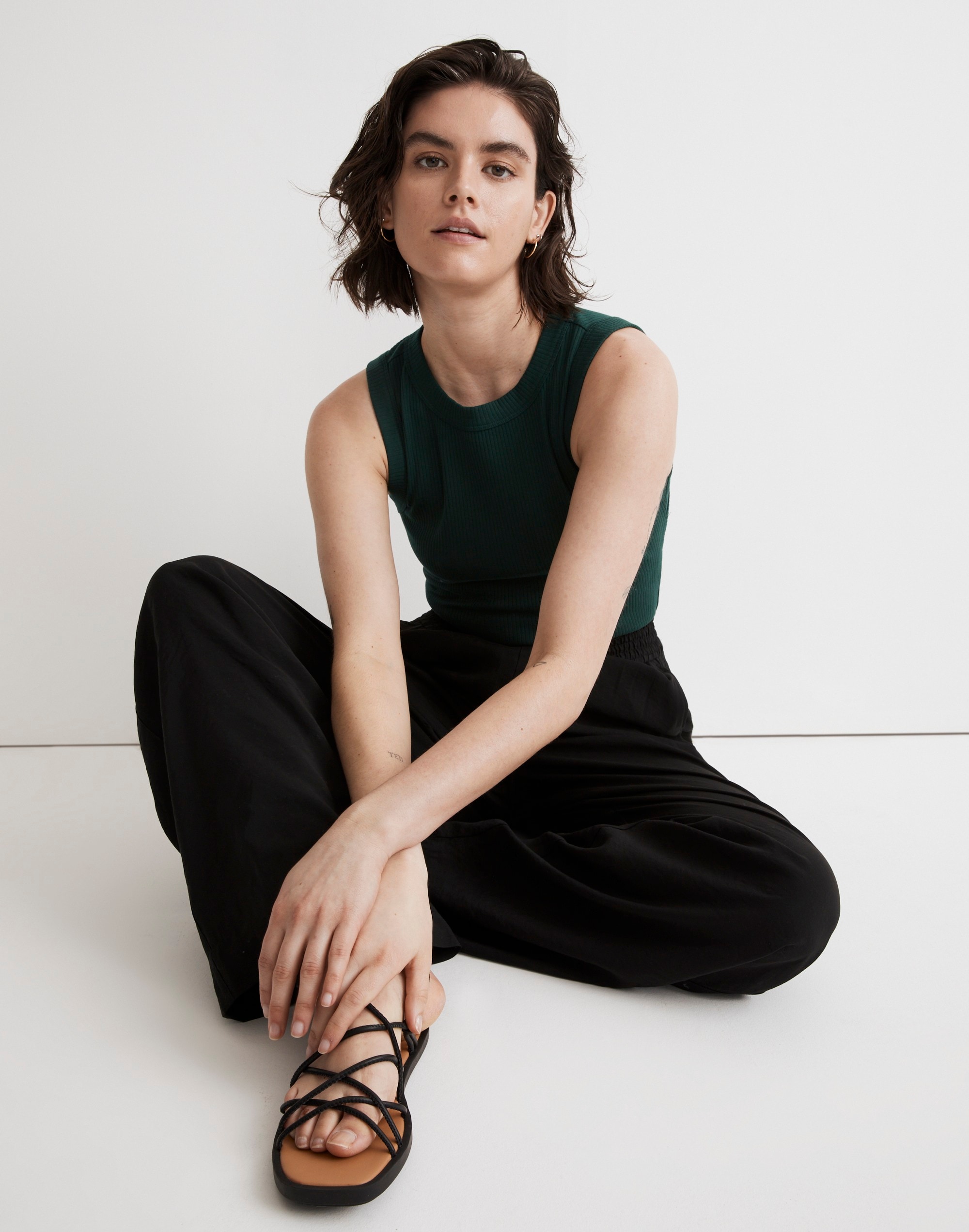 Crewneck Thong Bodysuit in Sleekhold