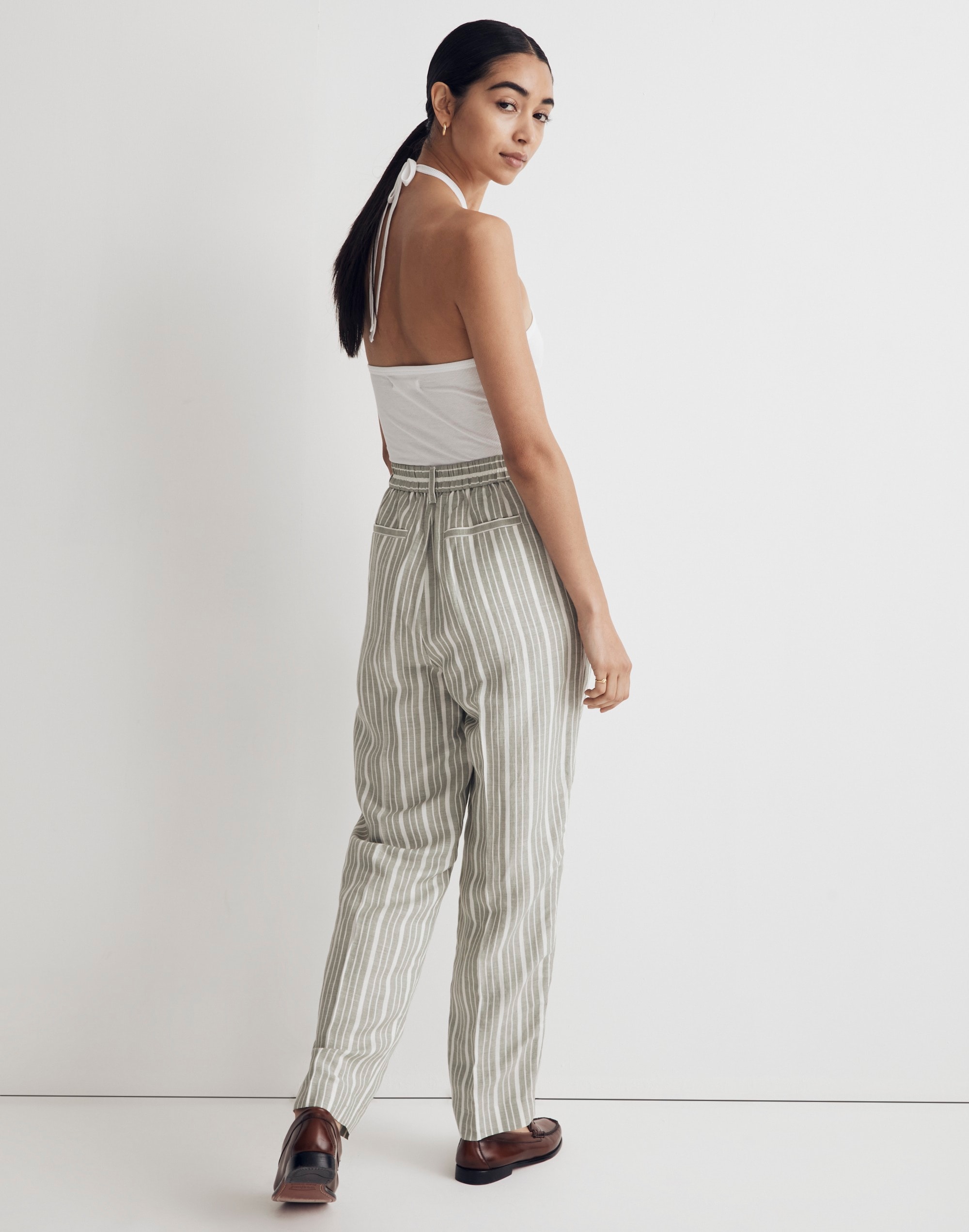 The Tailored Tapered Pant in Striped Linen-Blend