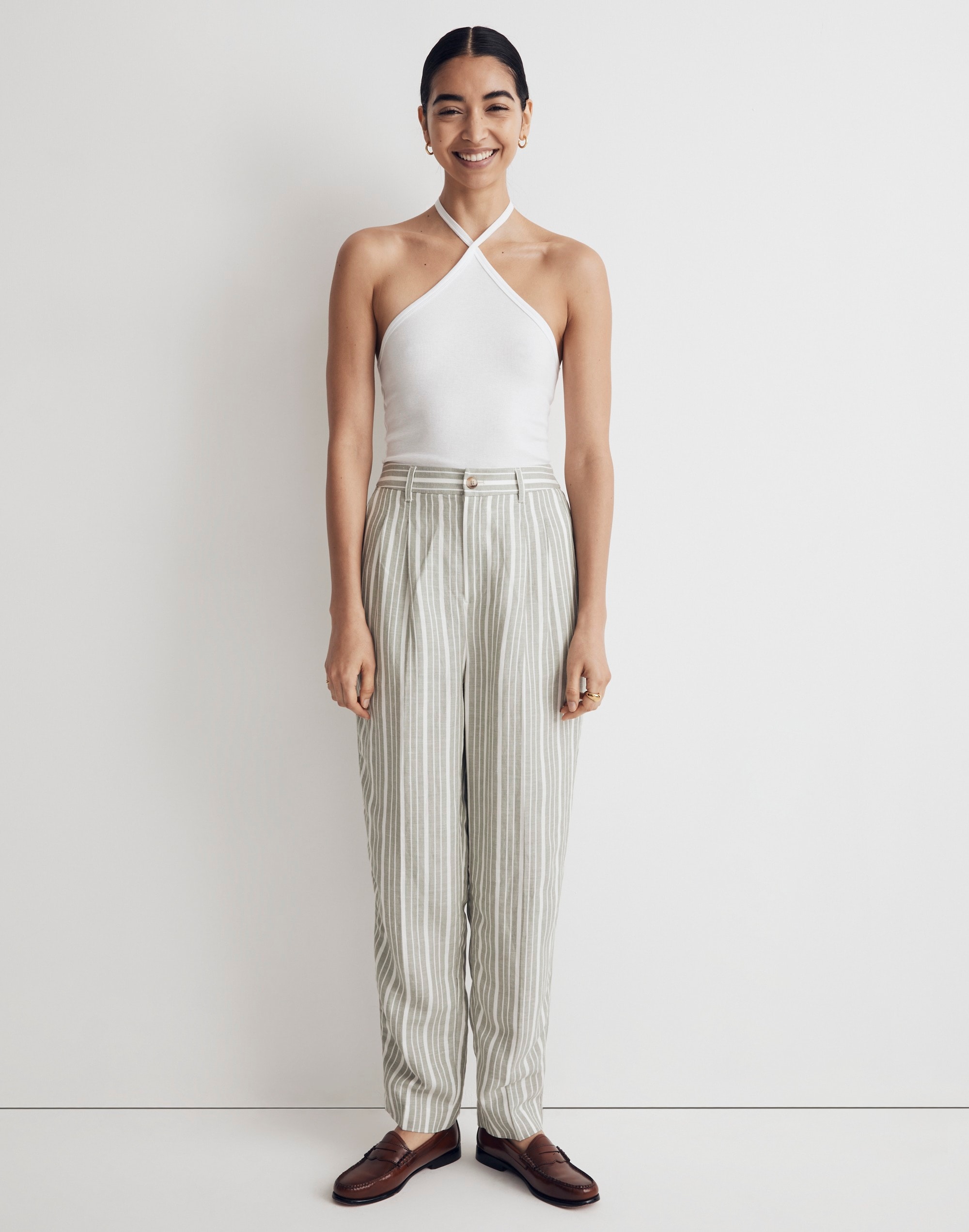 The Tailored Tapered Pant in Striped Linen-Blend