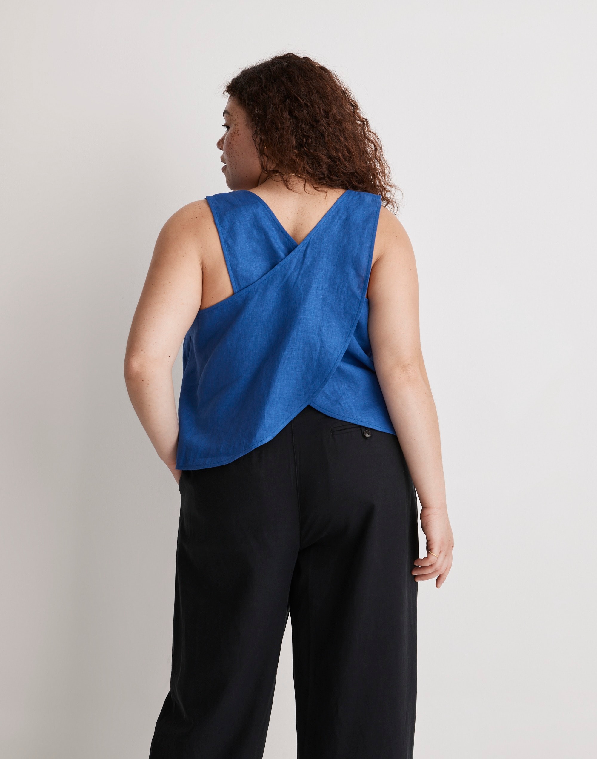 Plus 100% Linen Cross-Back Sleeveless Top | Madewell