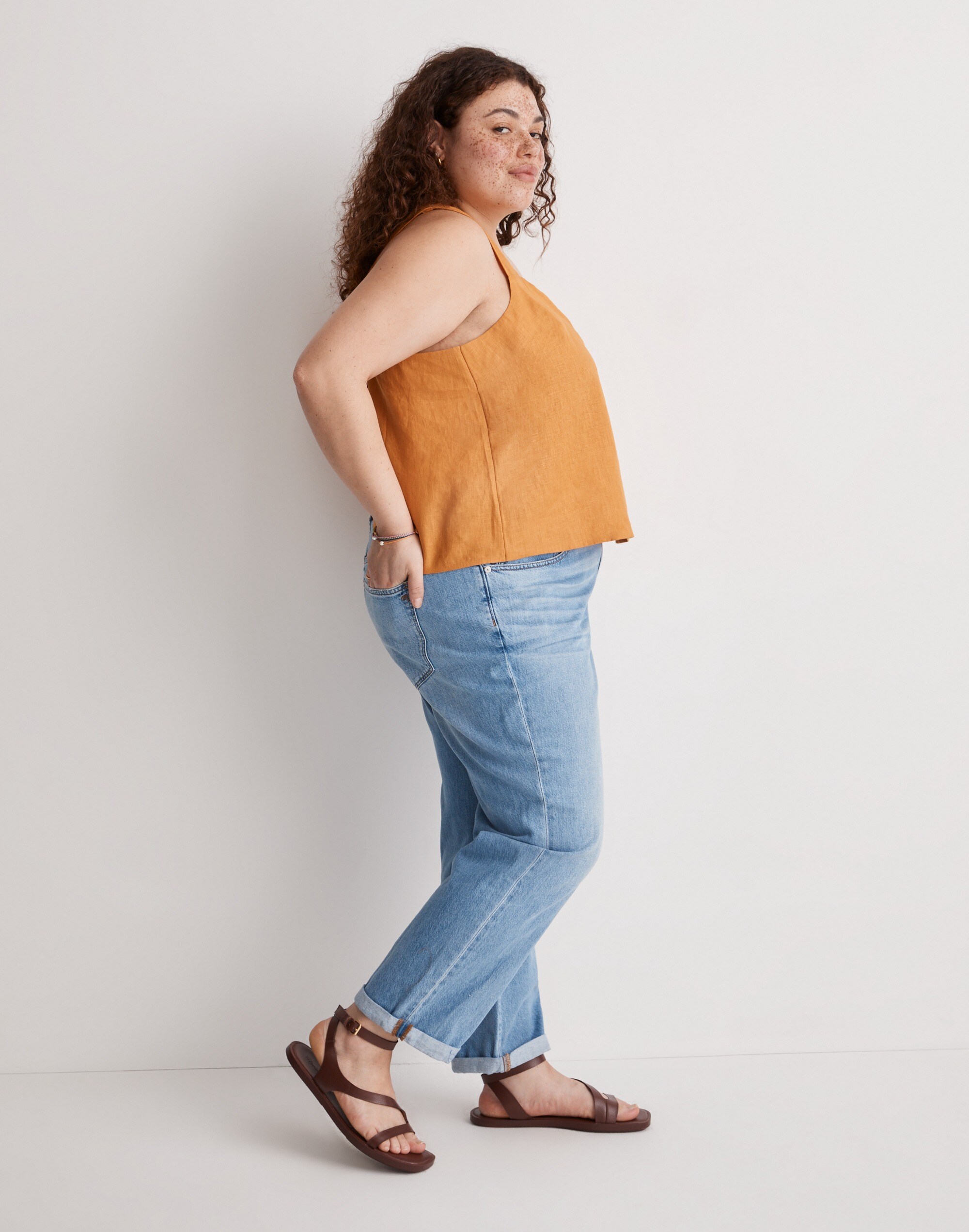 Plus 100% Linen Cross-Back Sleeveless Top