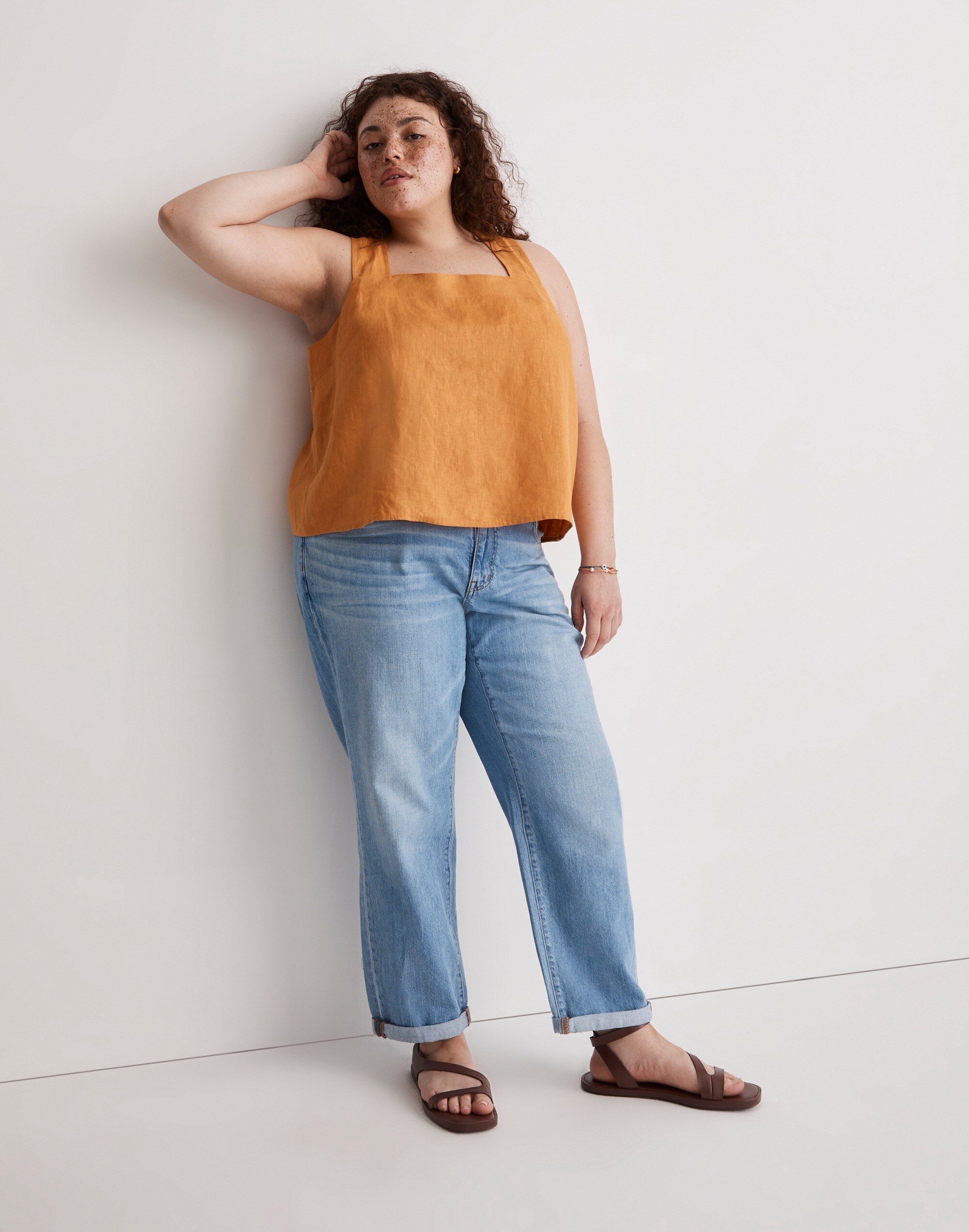 Plus 100% Linen Cross-Back Sleeveless Top