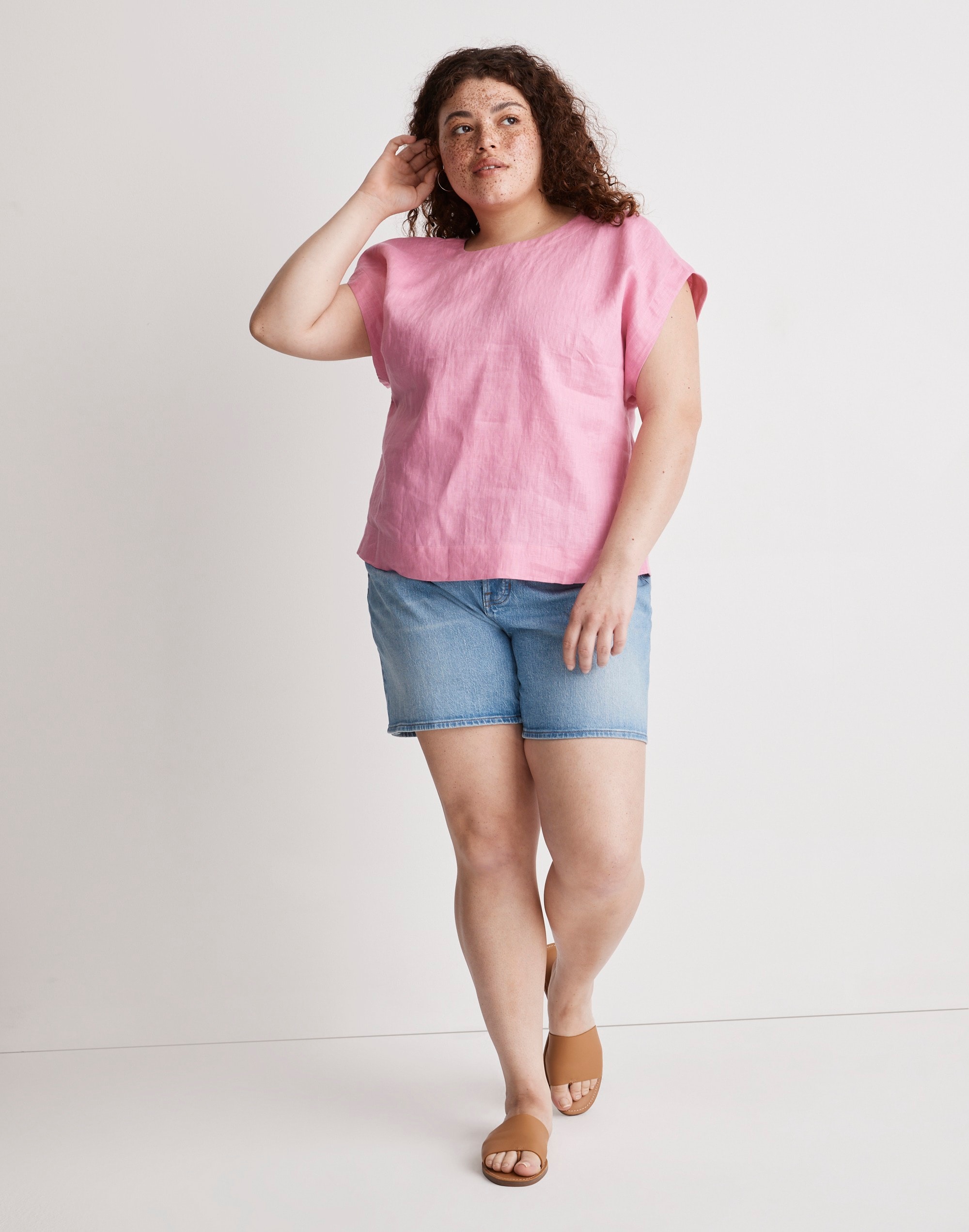 Plus 100% Linen Square-Back Crewneck Top