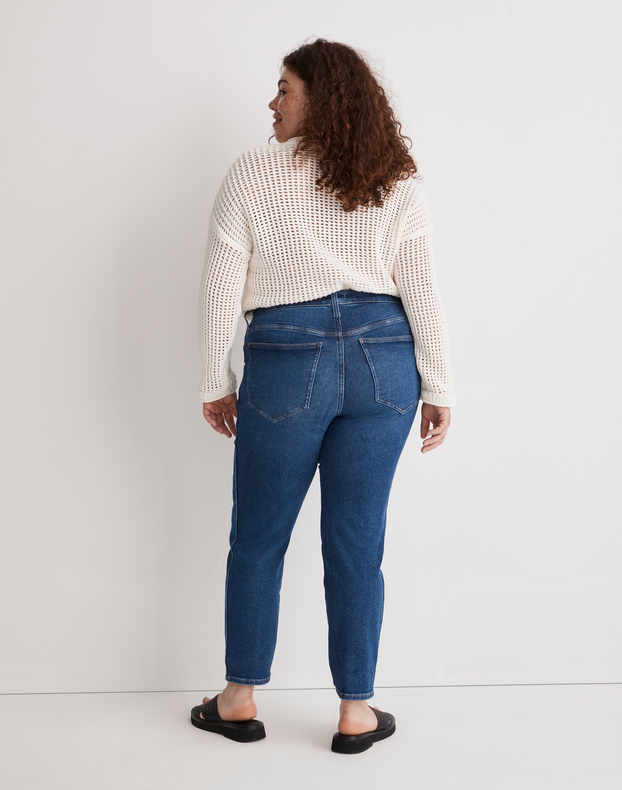 Plus Curvy High-Rise Stovepipe Jeans in Auraria Wash