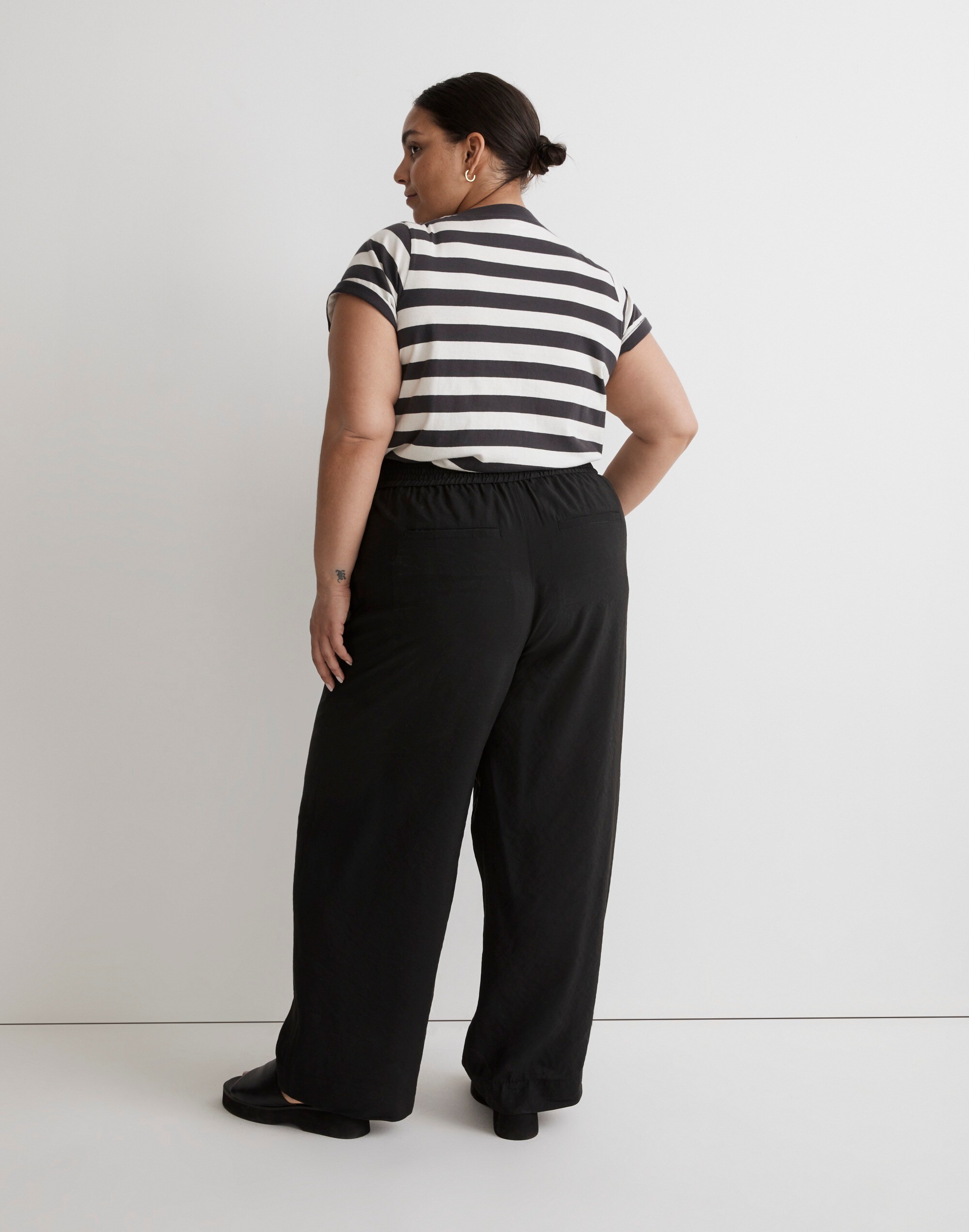 The Plus Carley Wide-Leg Pant in Softdrape