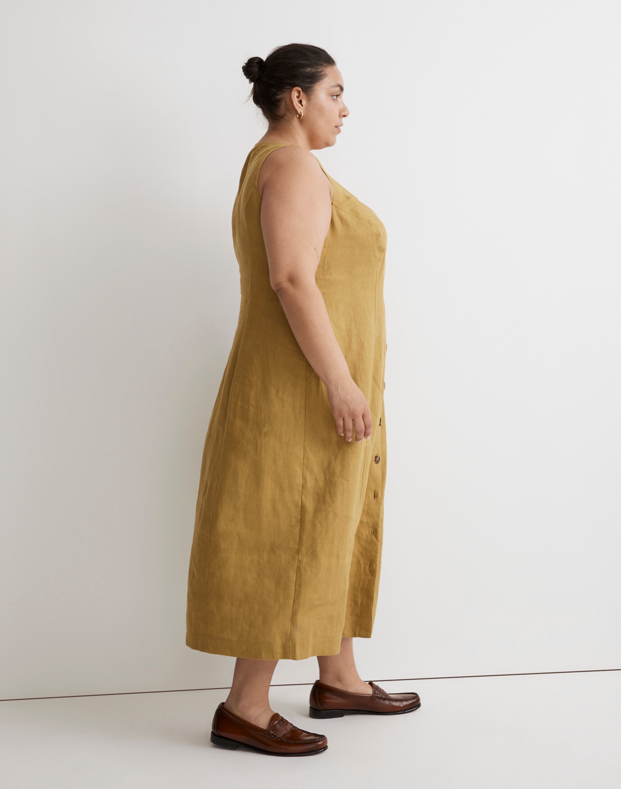 Plus 100% Linen Button-Front Midi Dress