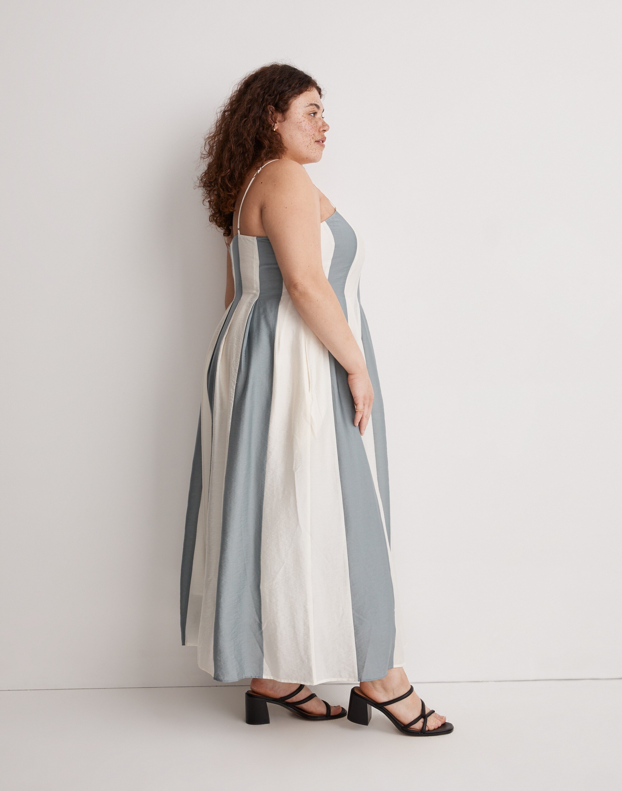 Plus Pleated Midi Dress in Stripe