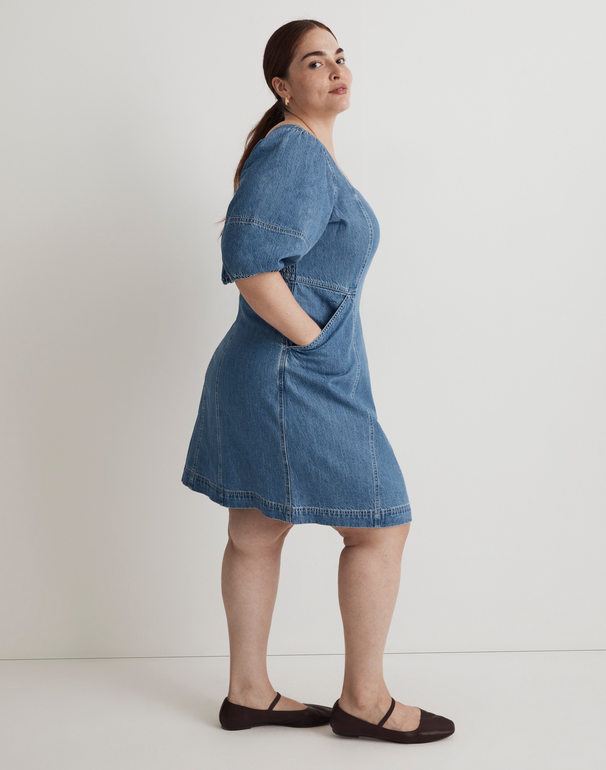 Plus Denim Balloon-Sleeve Mini Dress in Fennwood Wash