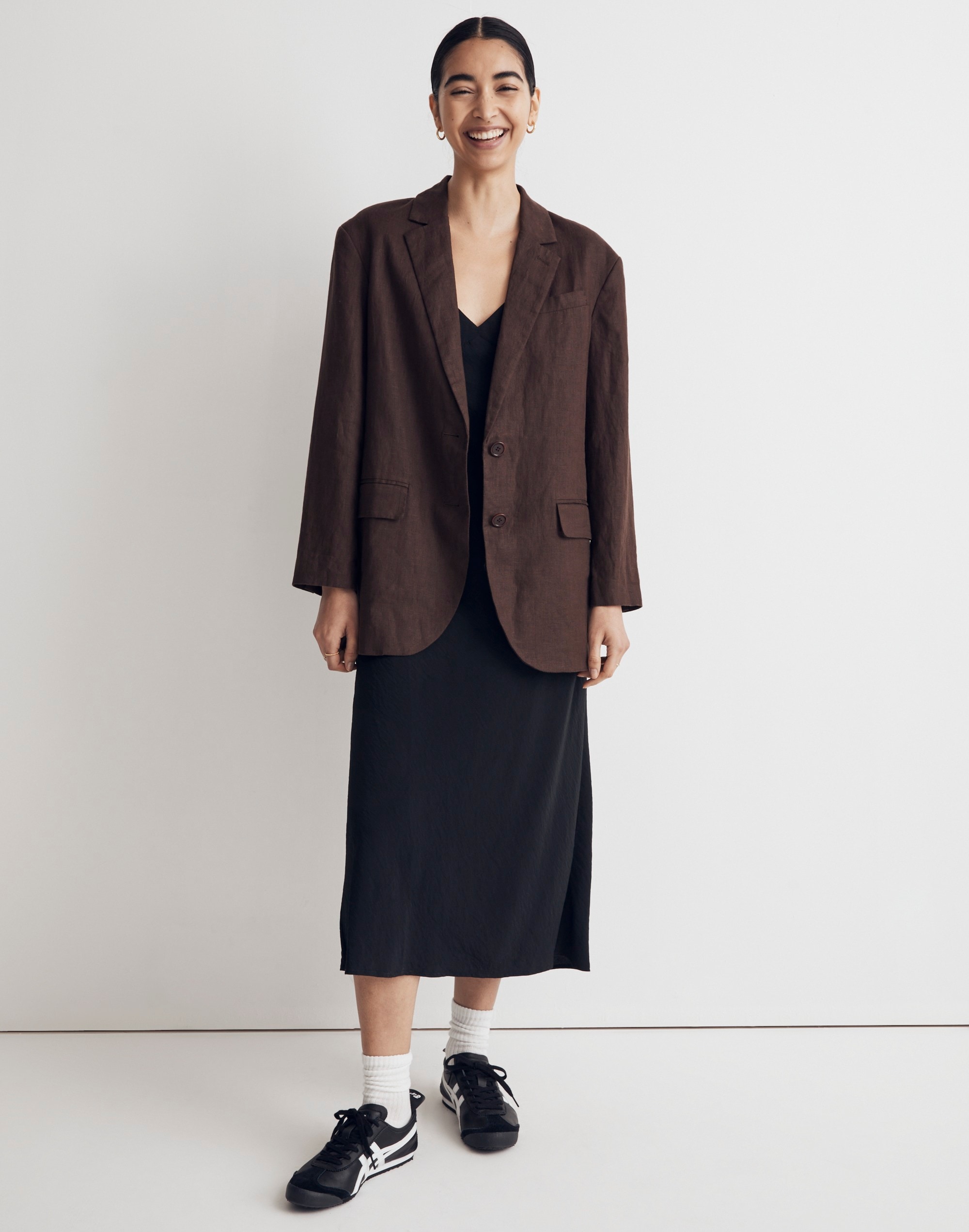 the oversized blazer in 100% linen