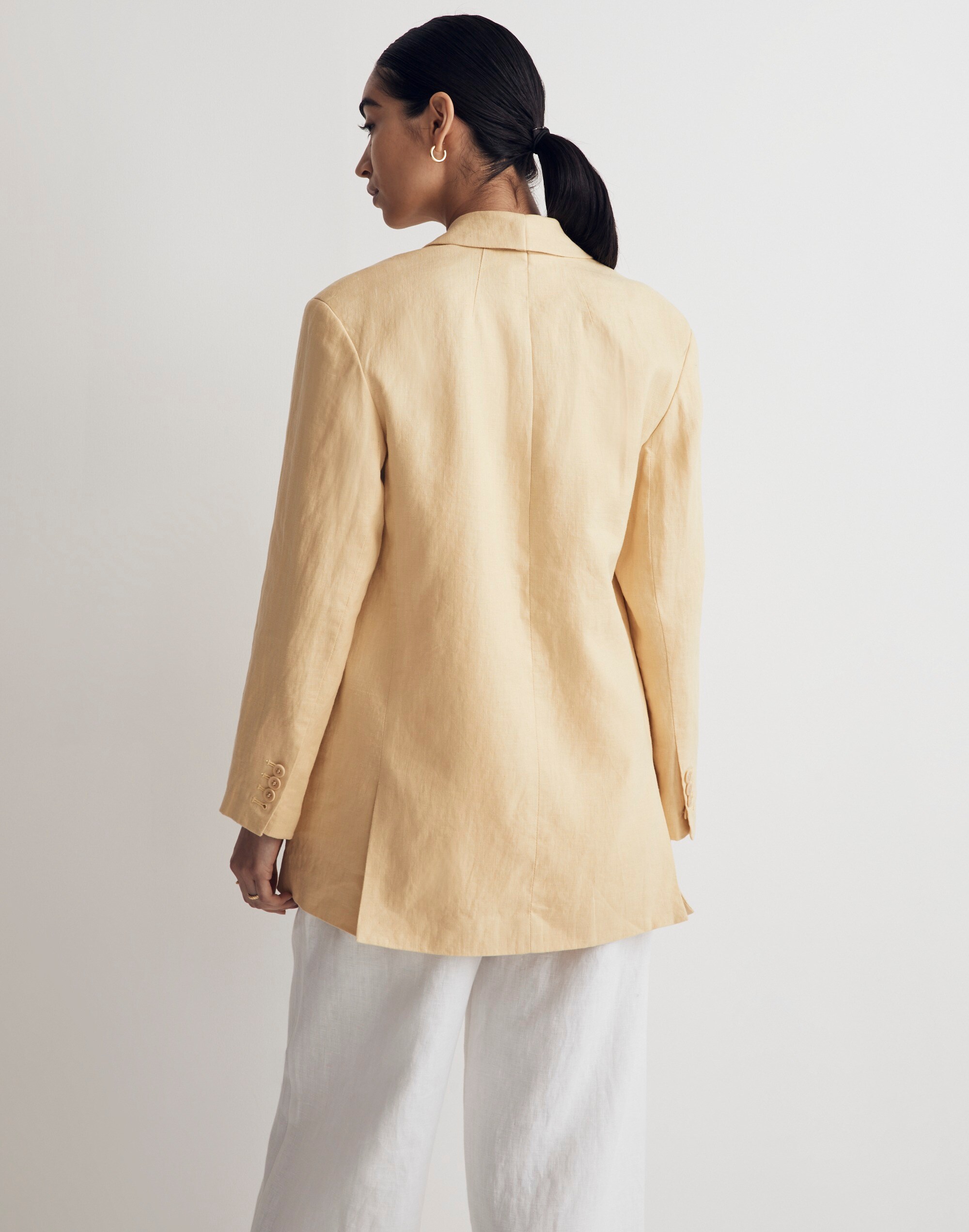 The Oversized Blazer in 100% Linen