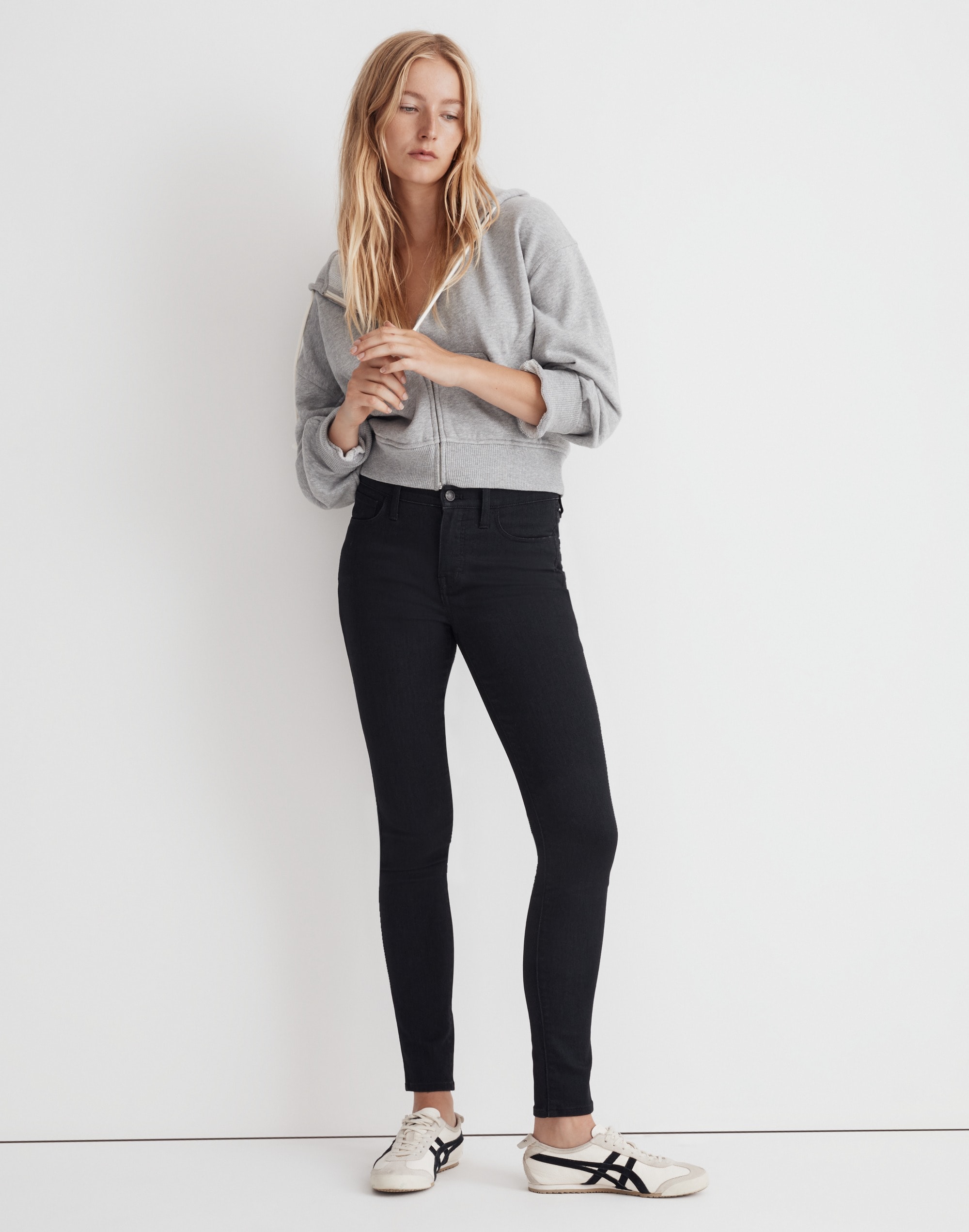 9" Mid-Rise Roadtripper Skinny Jeans in Bennett Wash
