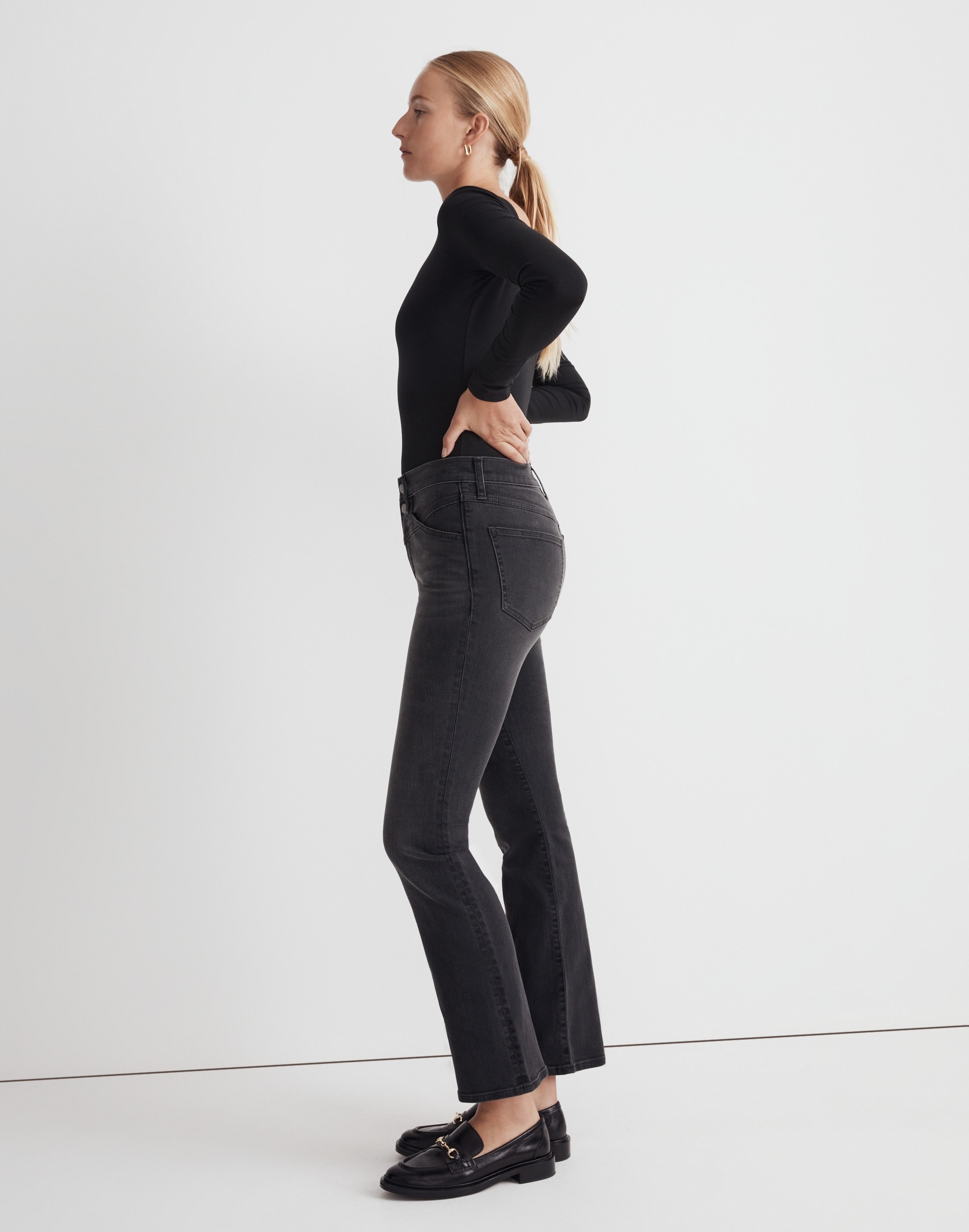 Kick Out Crop Jeans in Beckley Wash