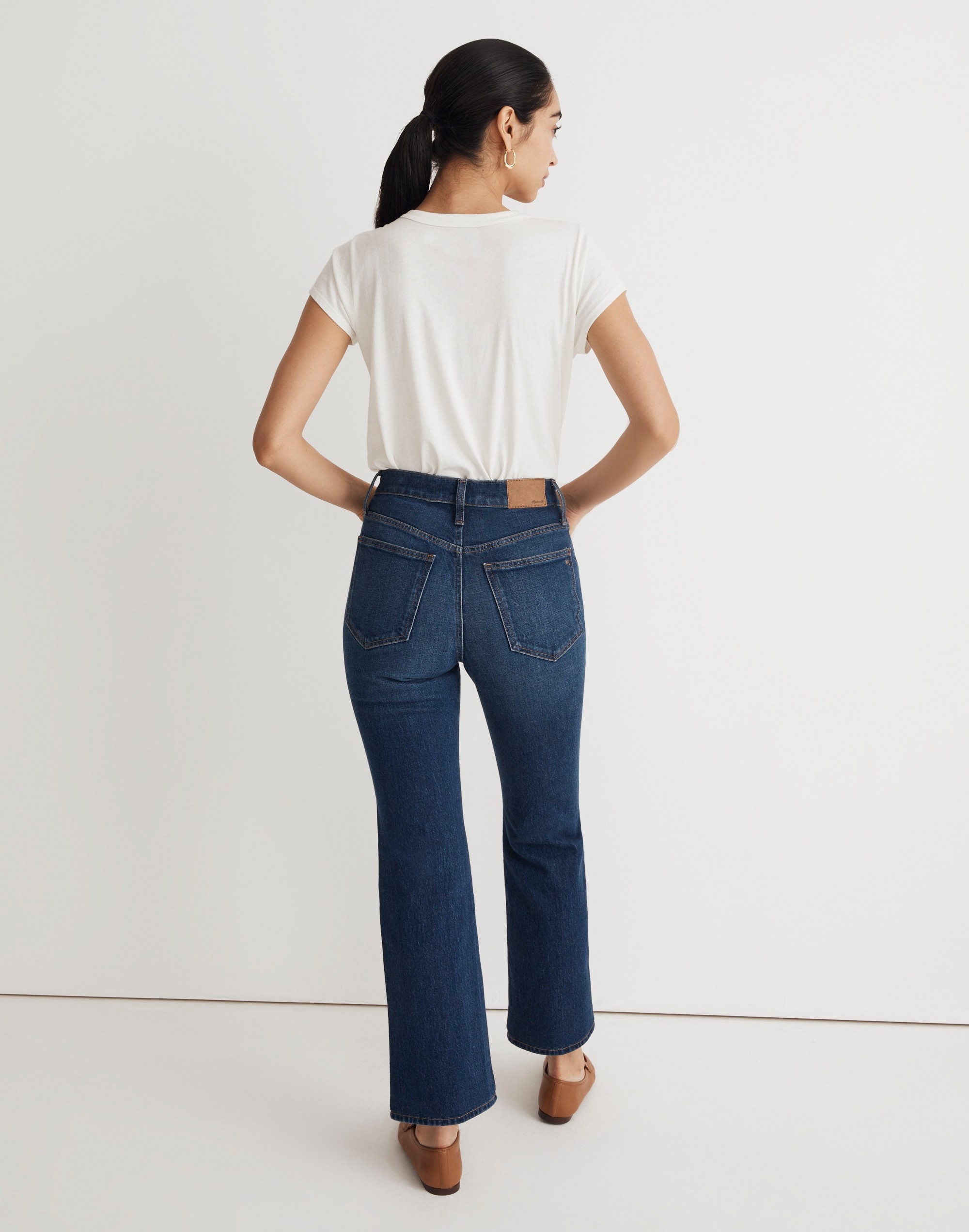The Petite Perfect Vintage Flare Crop Jean in Corgan Wash
