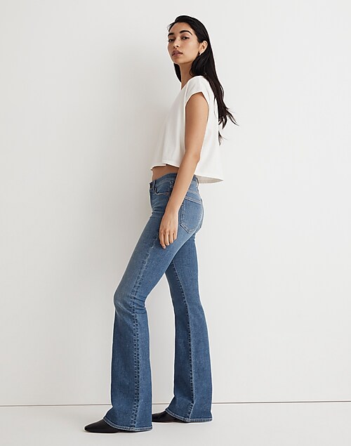 Low-Rise Skinny Flare Jeans in Dobson Wash