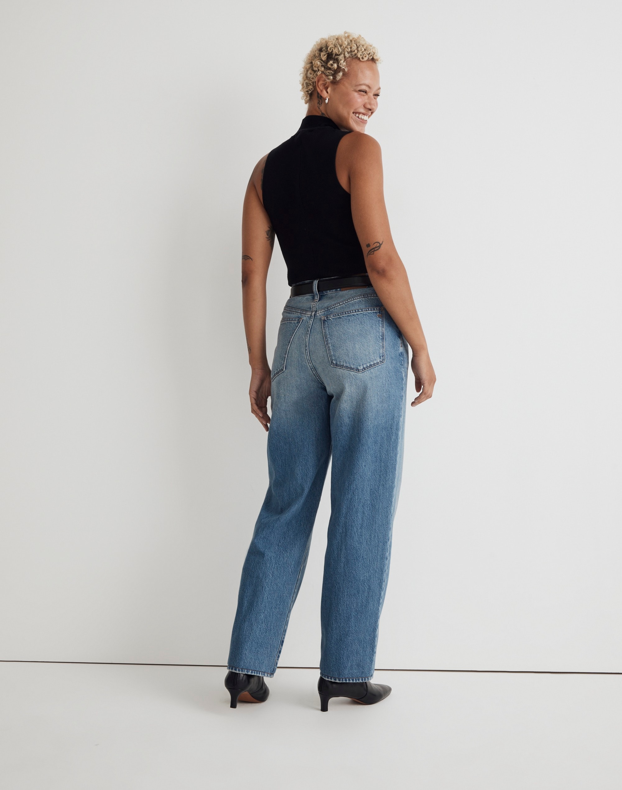 Curvy Baggy Straight Jeans in Letica Wash