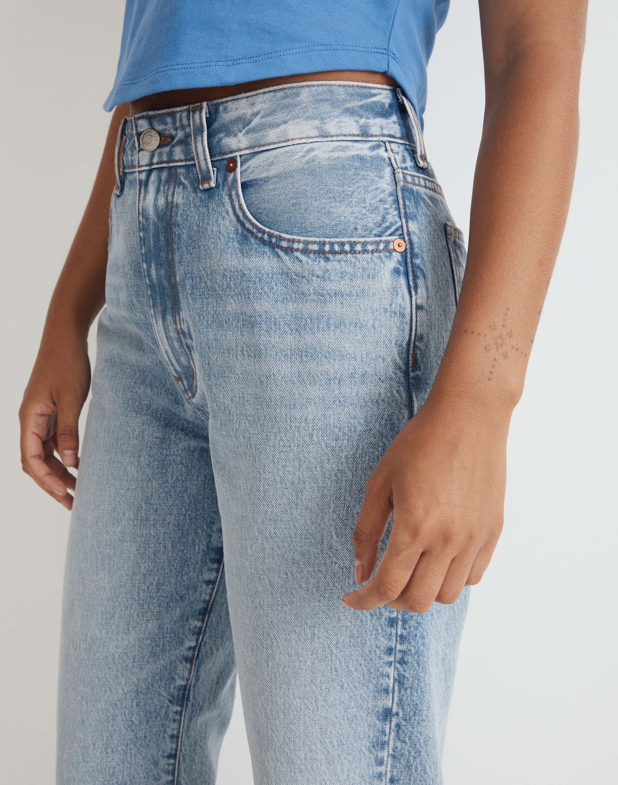 The Curvy '90s Straight Jean