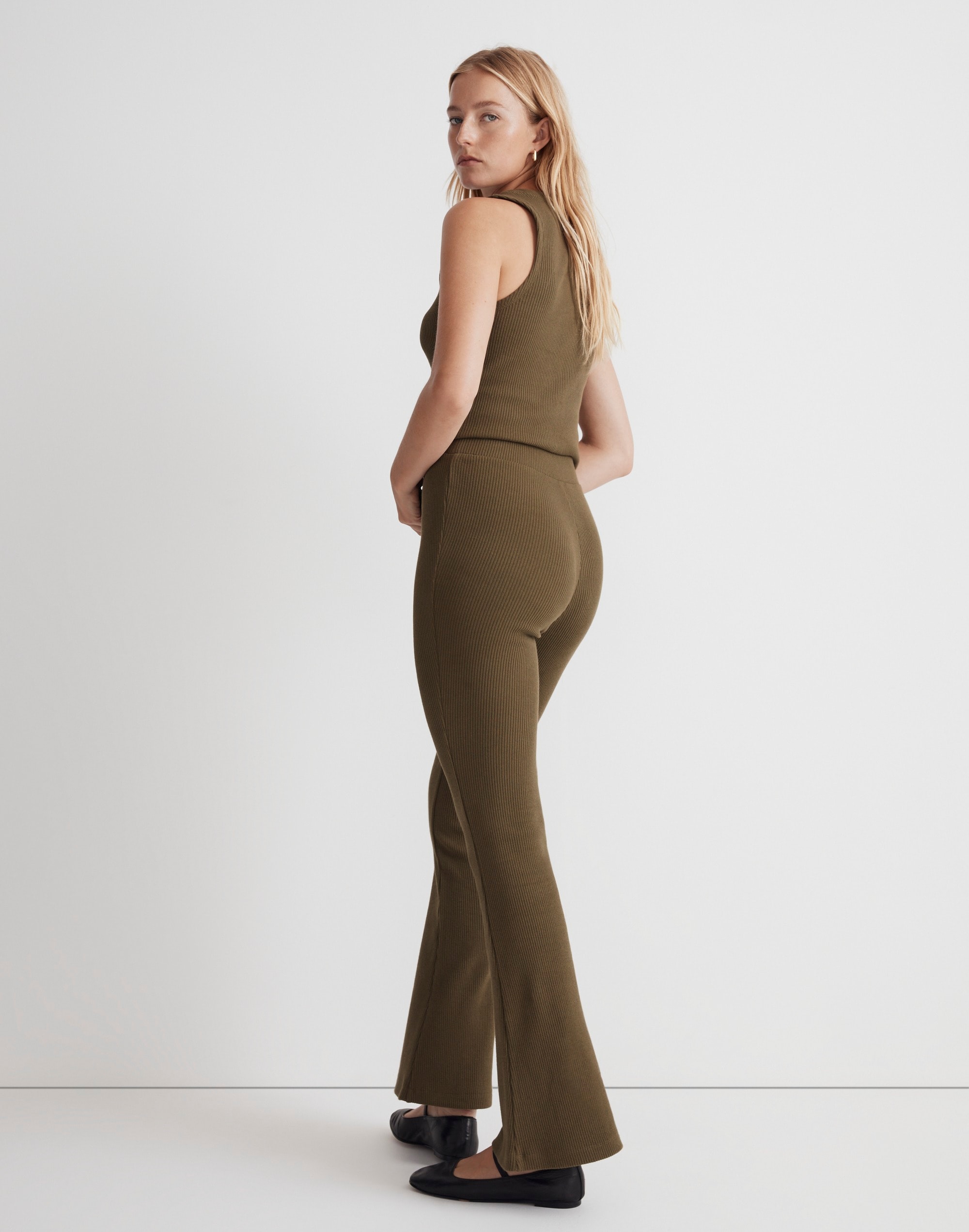 Ribbed Pull-On Flare Pants