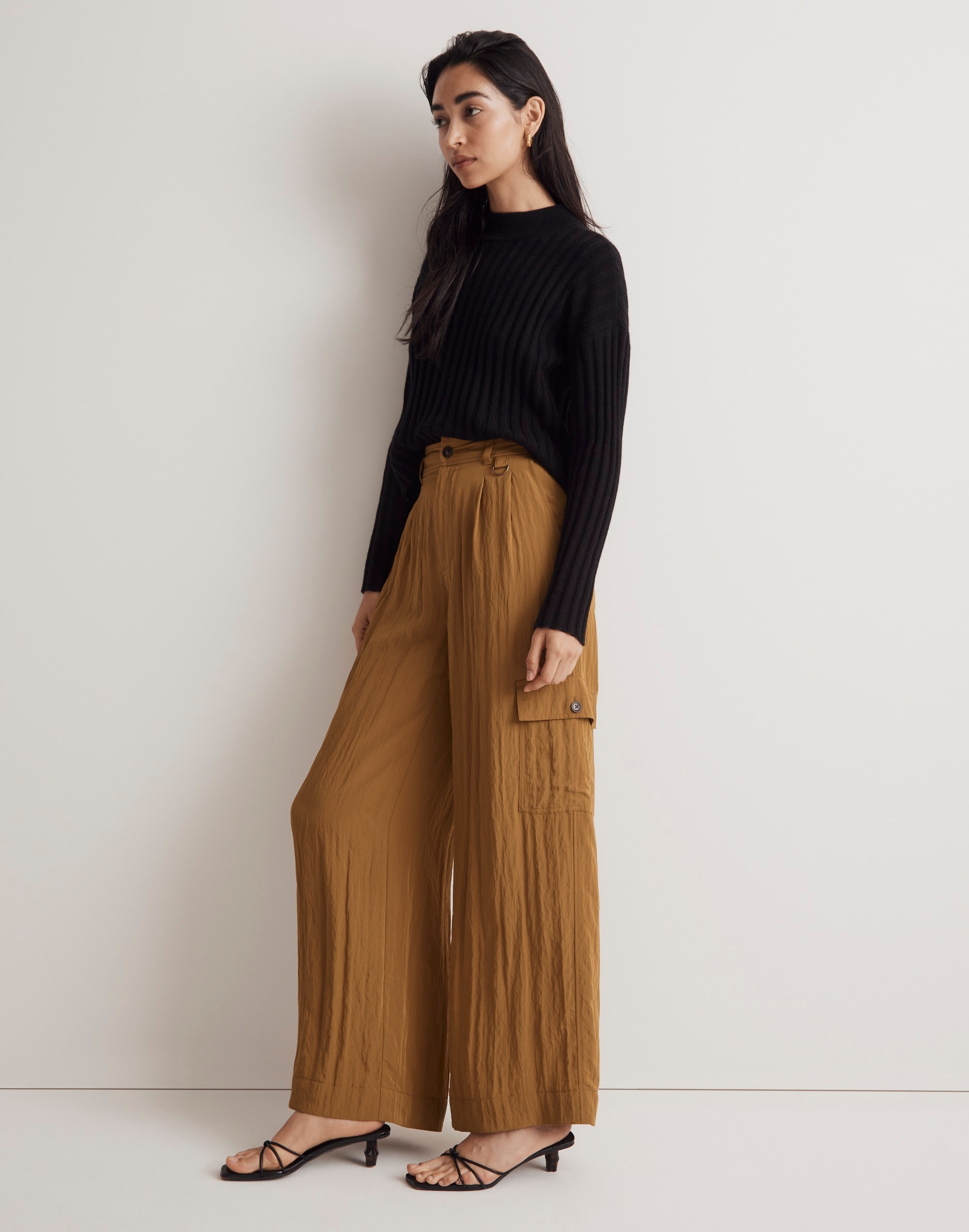 The Harlow Wide-Leg Cargo Pant
