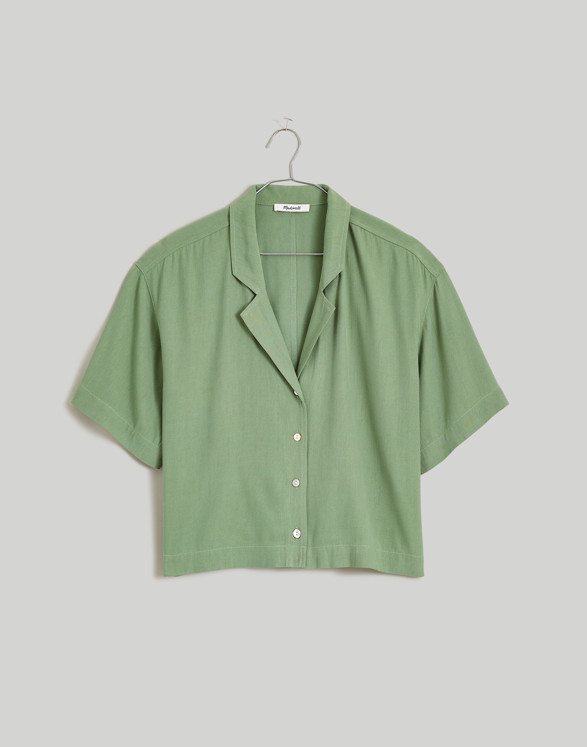 Button-Front Resort Shirt in Lusterweave