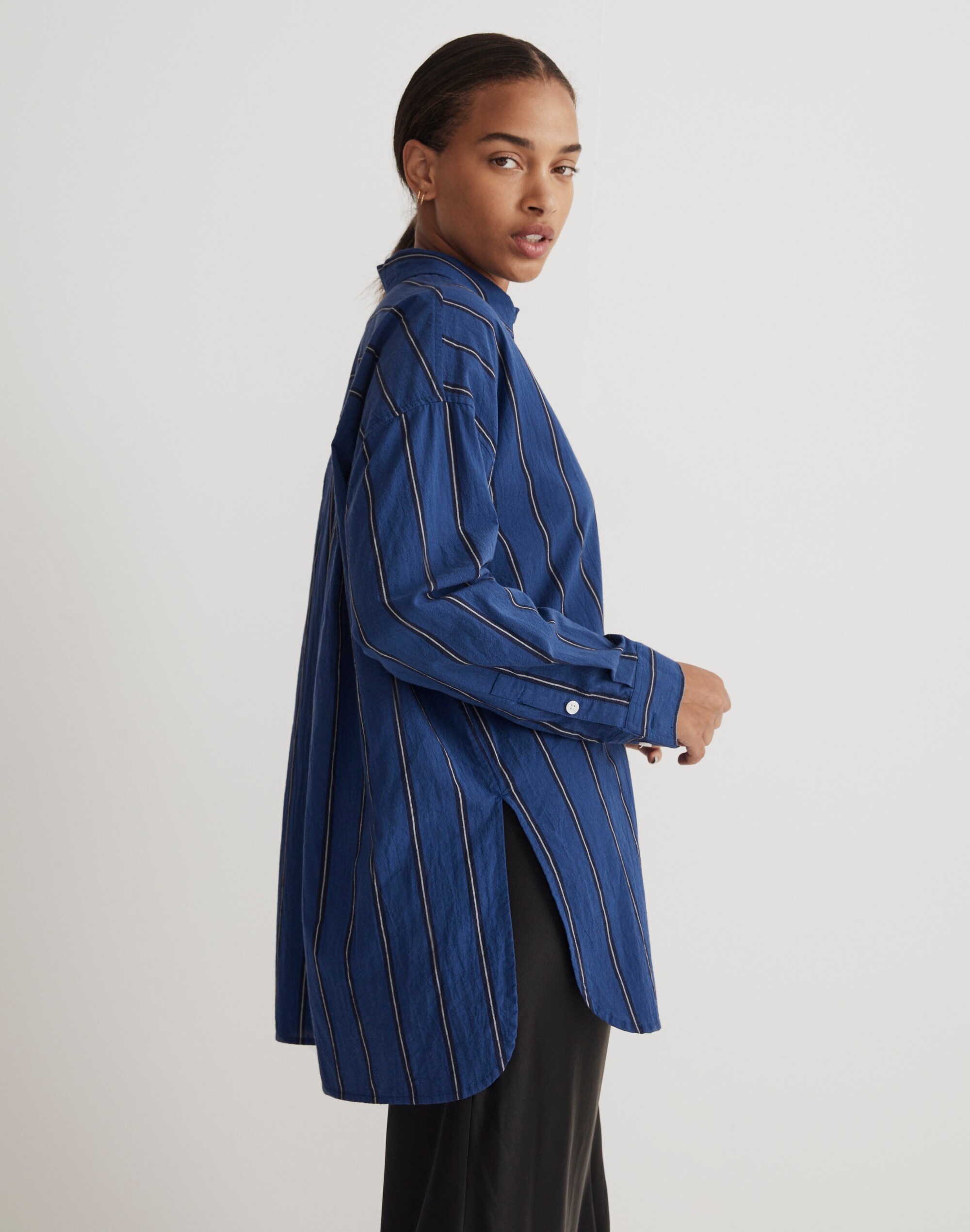The Signature Poplin Oversized Shirt in Stripe Alternate Image 1