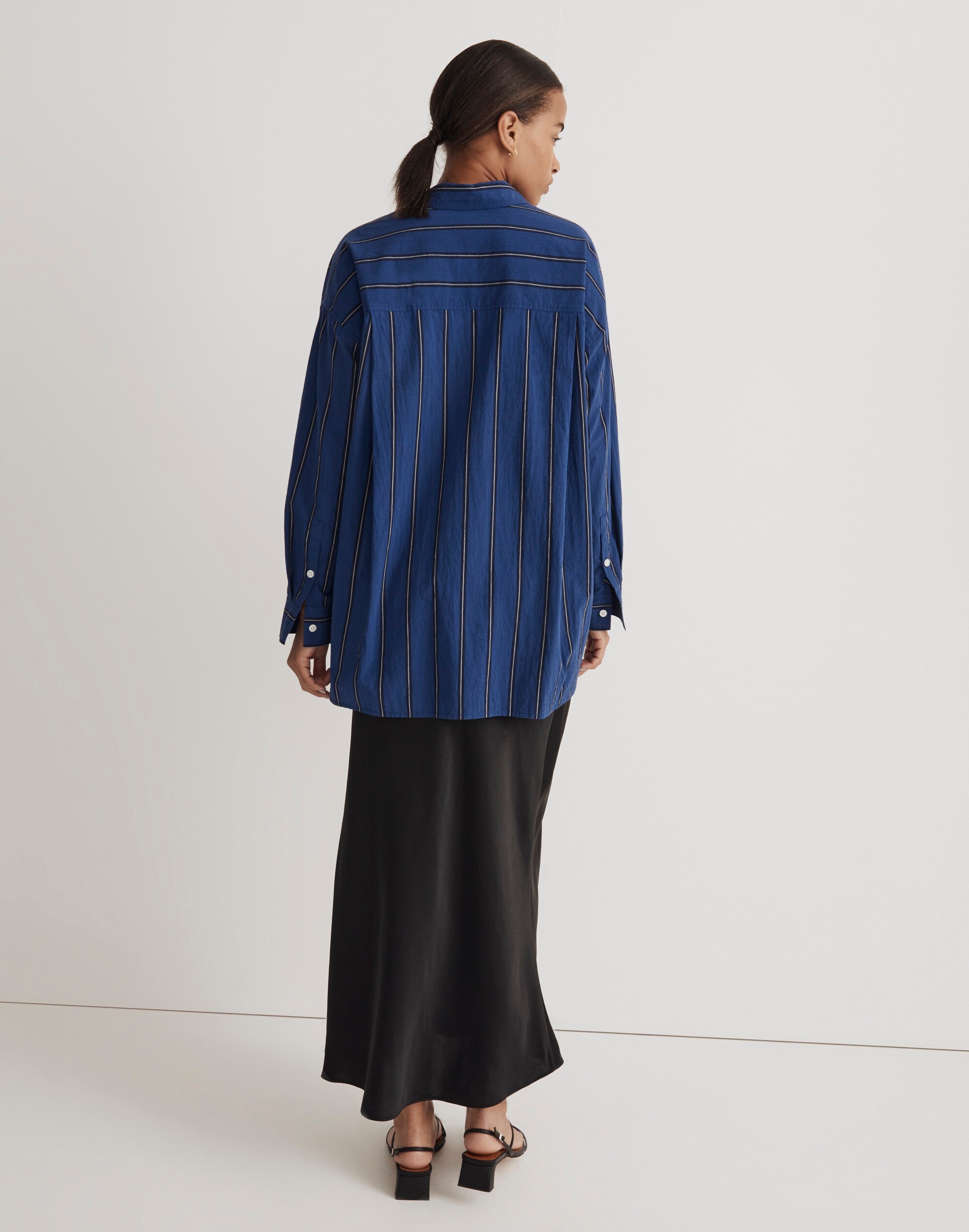 The Signature Poplin Oversized Shirt in Stripe Alternate Image 1
