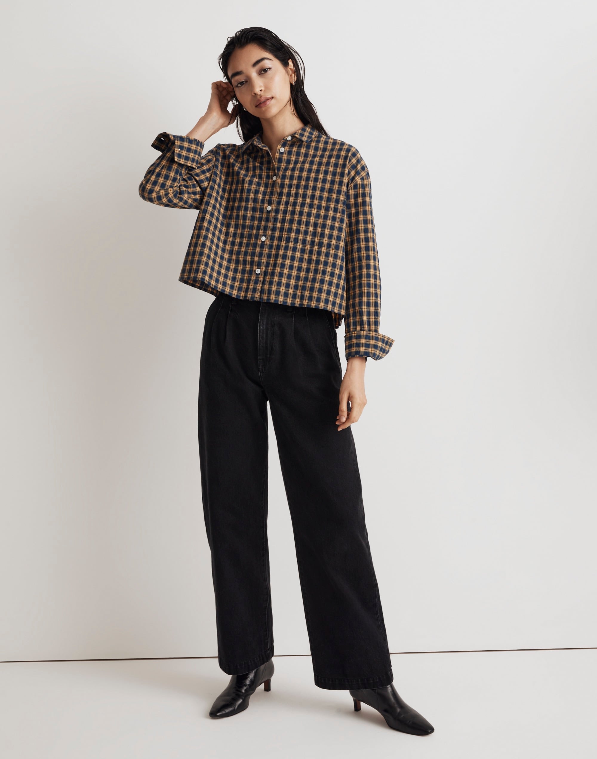 the signature poplin crop shirt in plaid