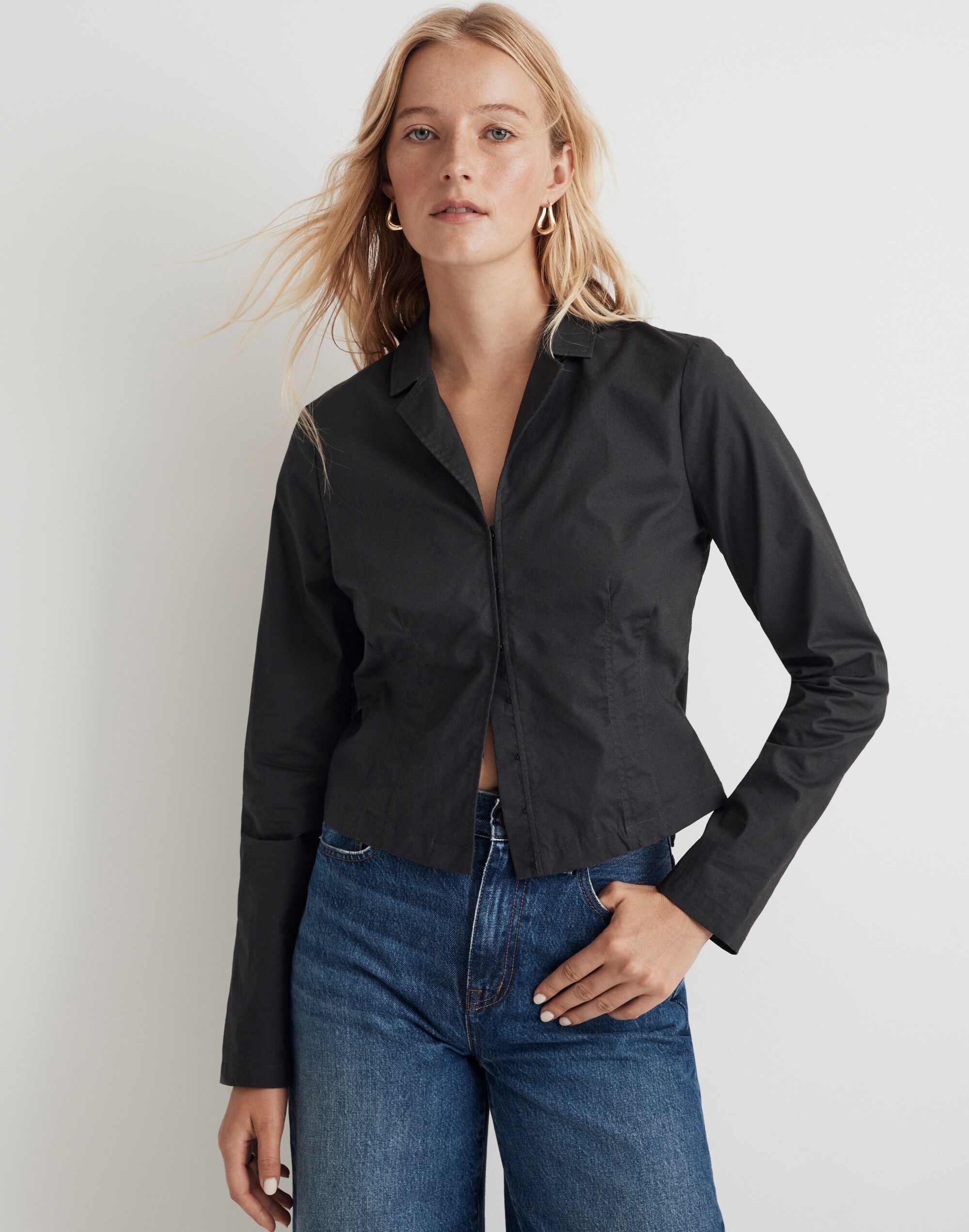 Poplin Hook-Front Shrunken Shirt