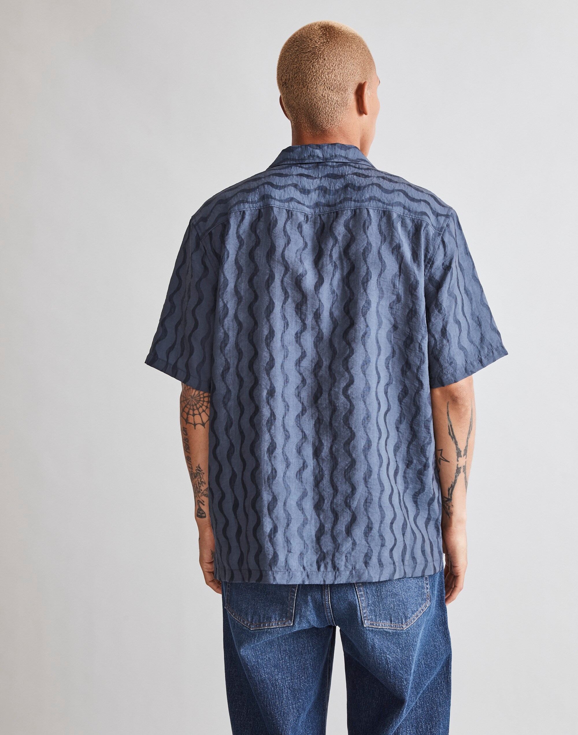 Boxy Short-Sleeve Shirt in Jacquard