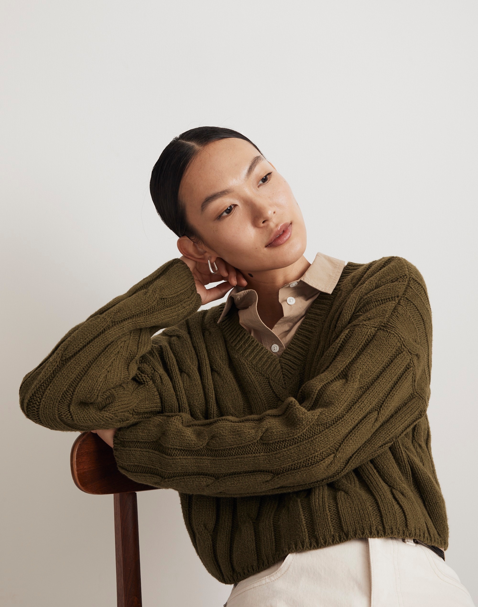 Cable-Knit V-Neck Crop Sweater