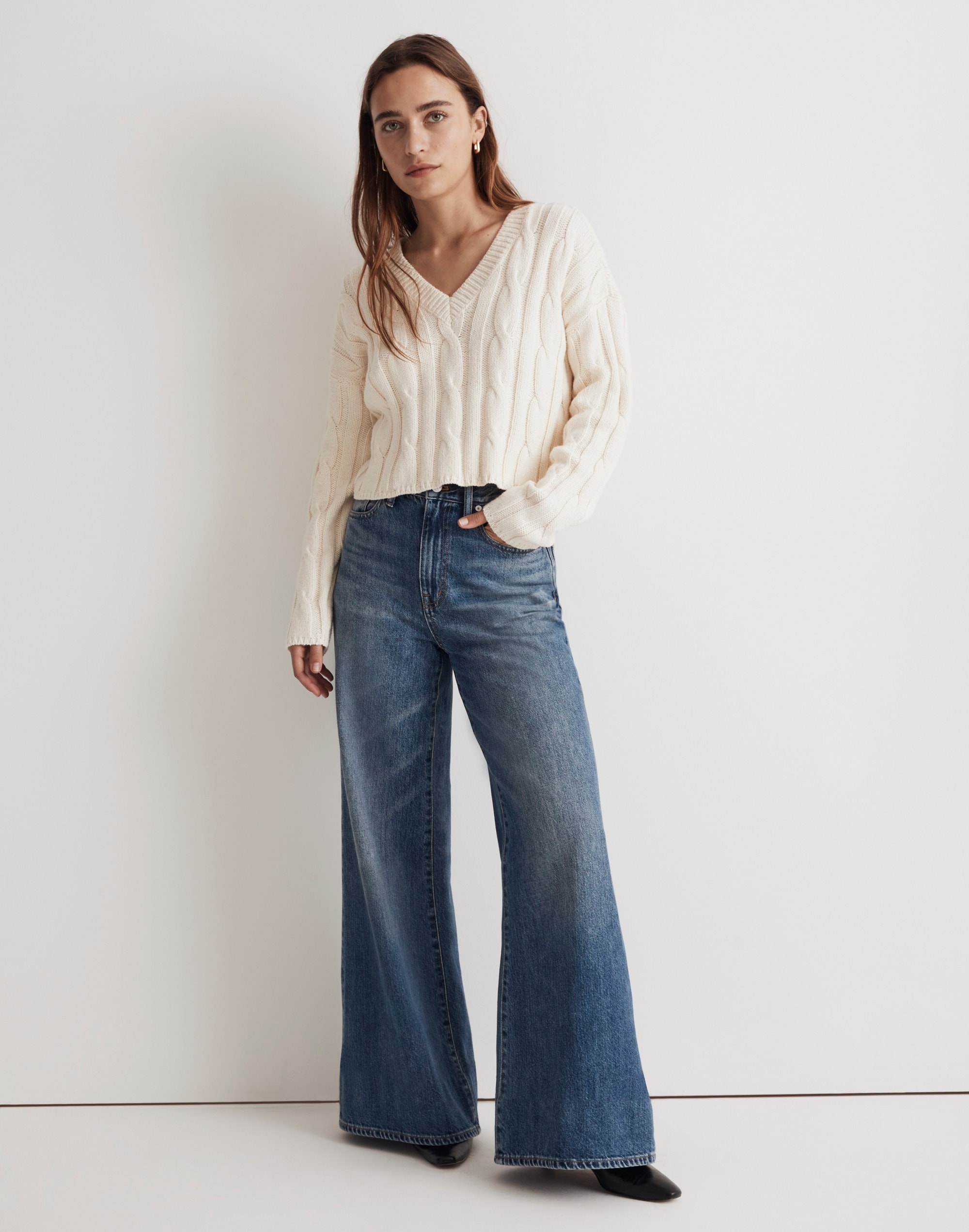 Cable-Knit V-Neck Crop Sweater