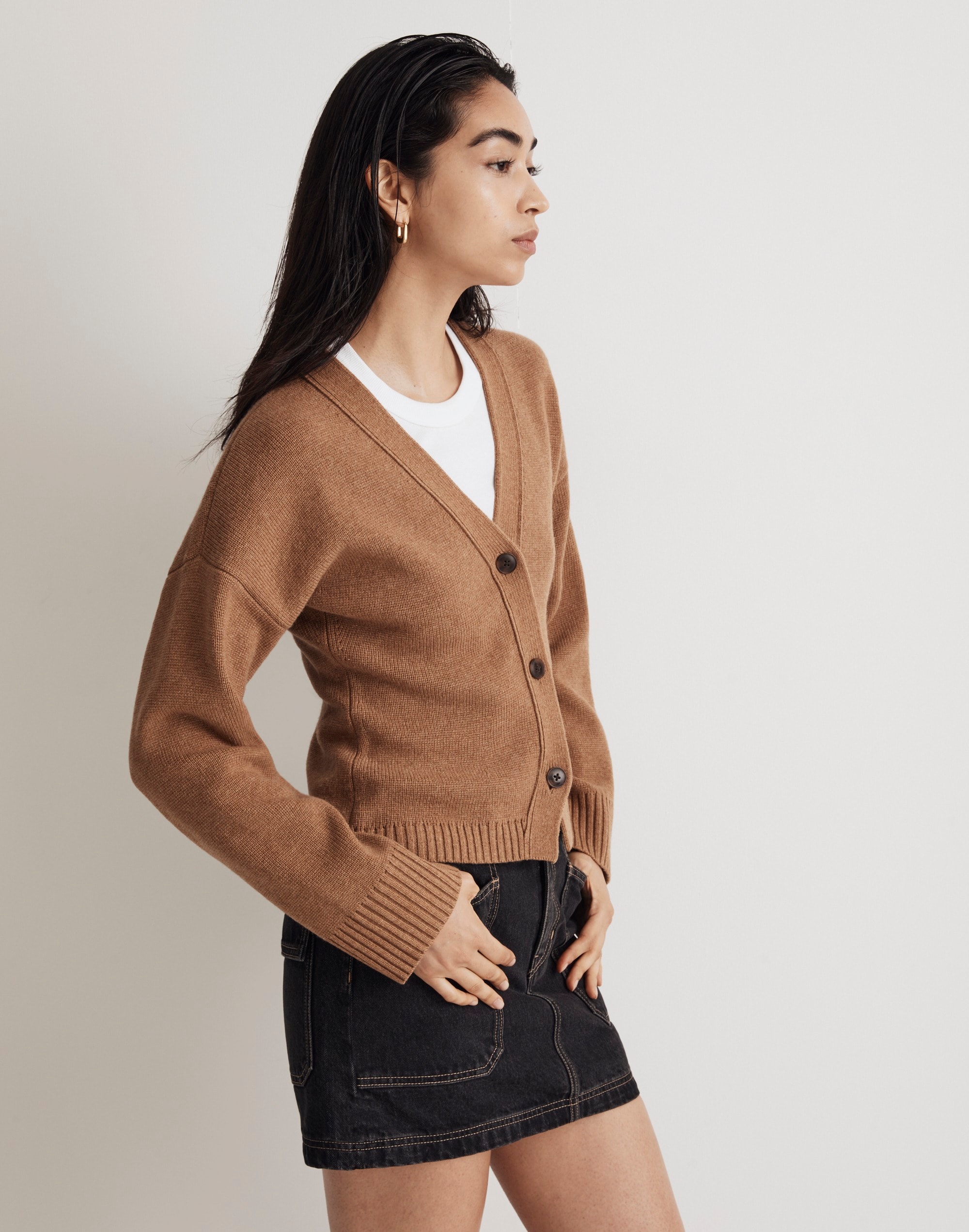 V-Neck Slim Cardigan Sweater