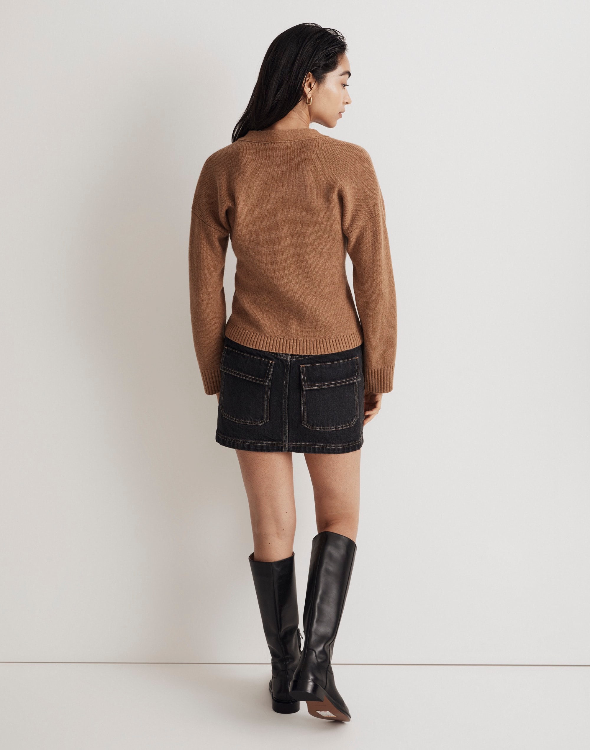 V-Neck Slim Cardigan Sweater