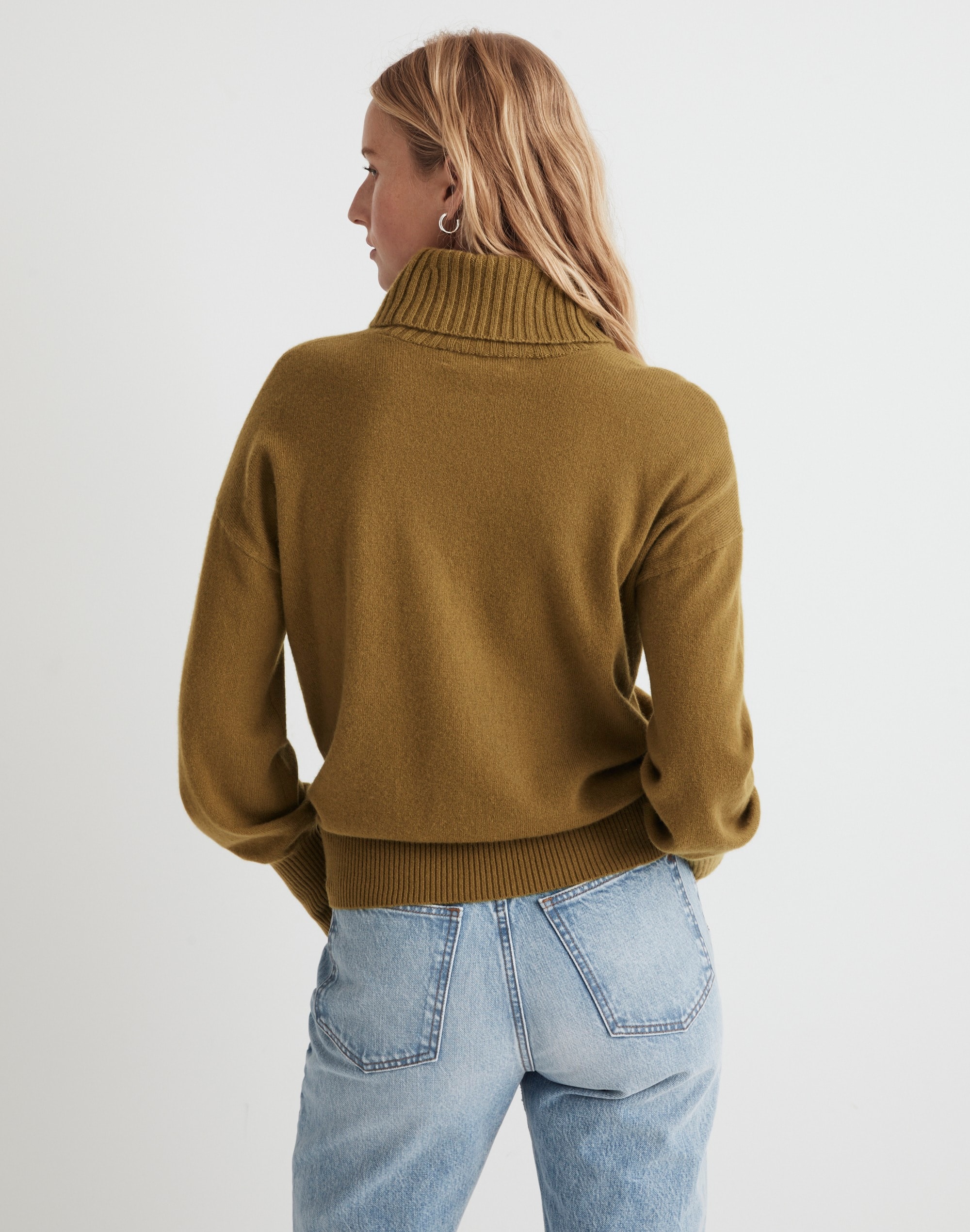 (Re)sponsible Cashmere Turtleneck Sweater