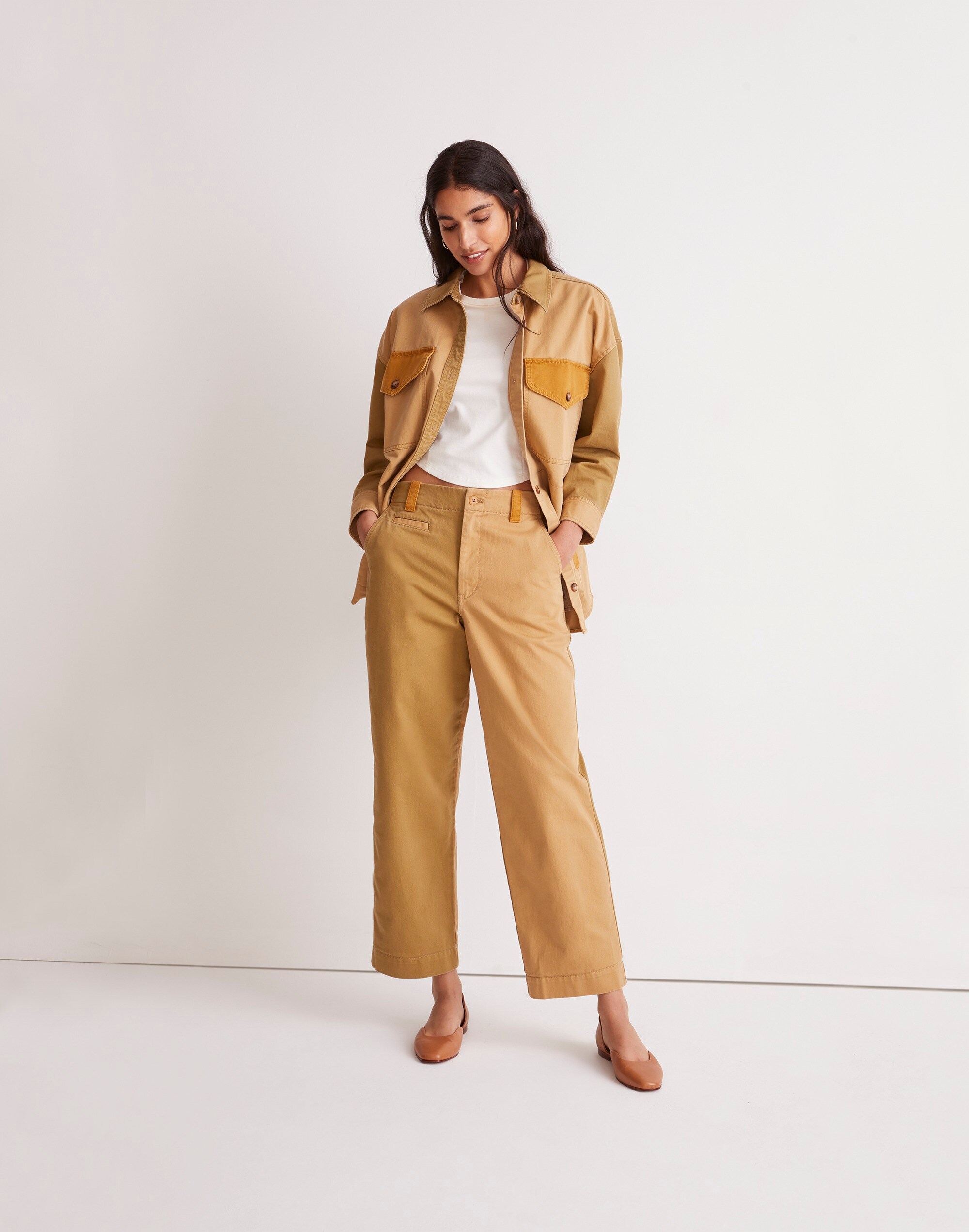 Oversized Cargo-Pocket Shirt Jacket in (Re)generative Chino