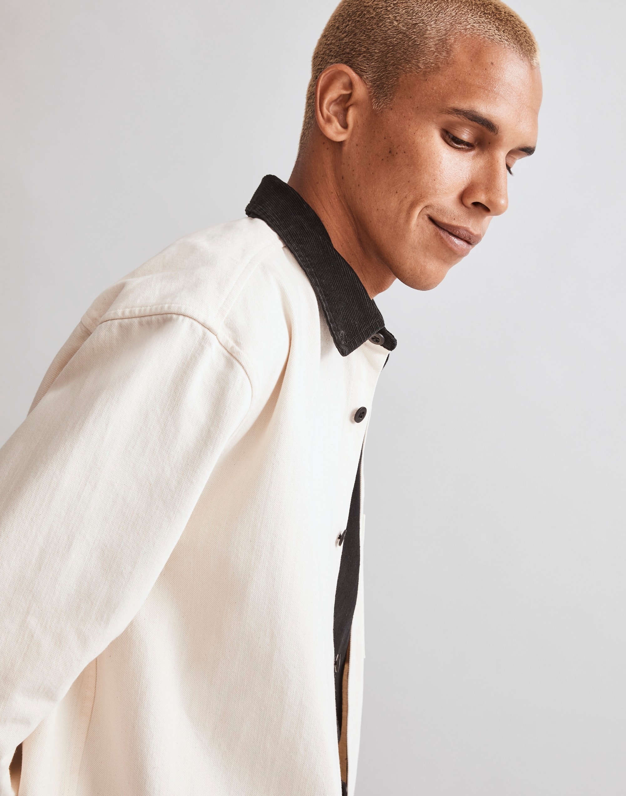 Corduroy-Collar Denim Easy Shirt in Natural Wash