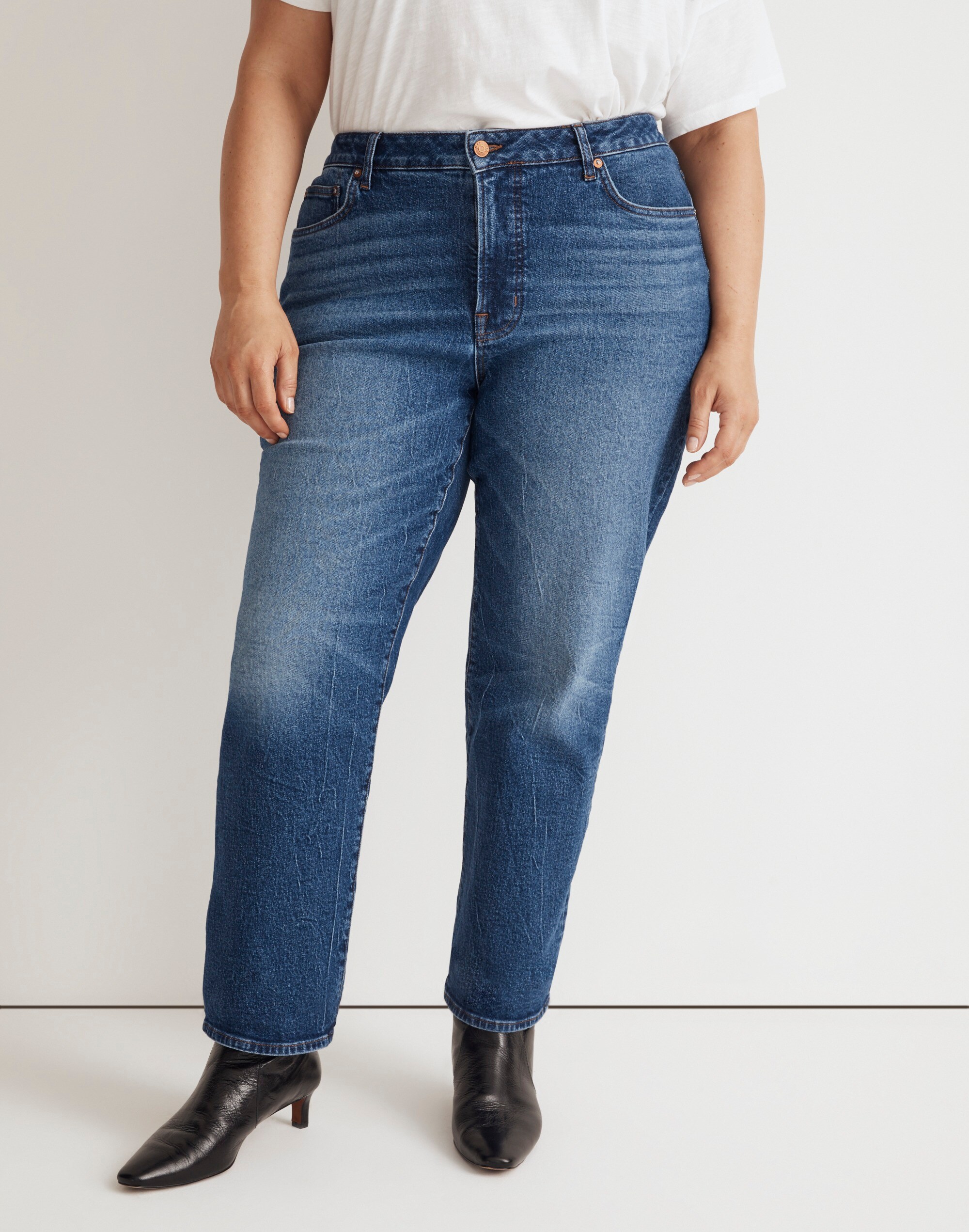 The Plus Curvy '90s Straight Jean