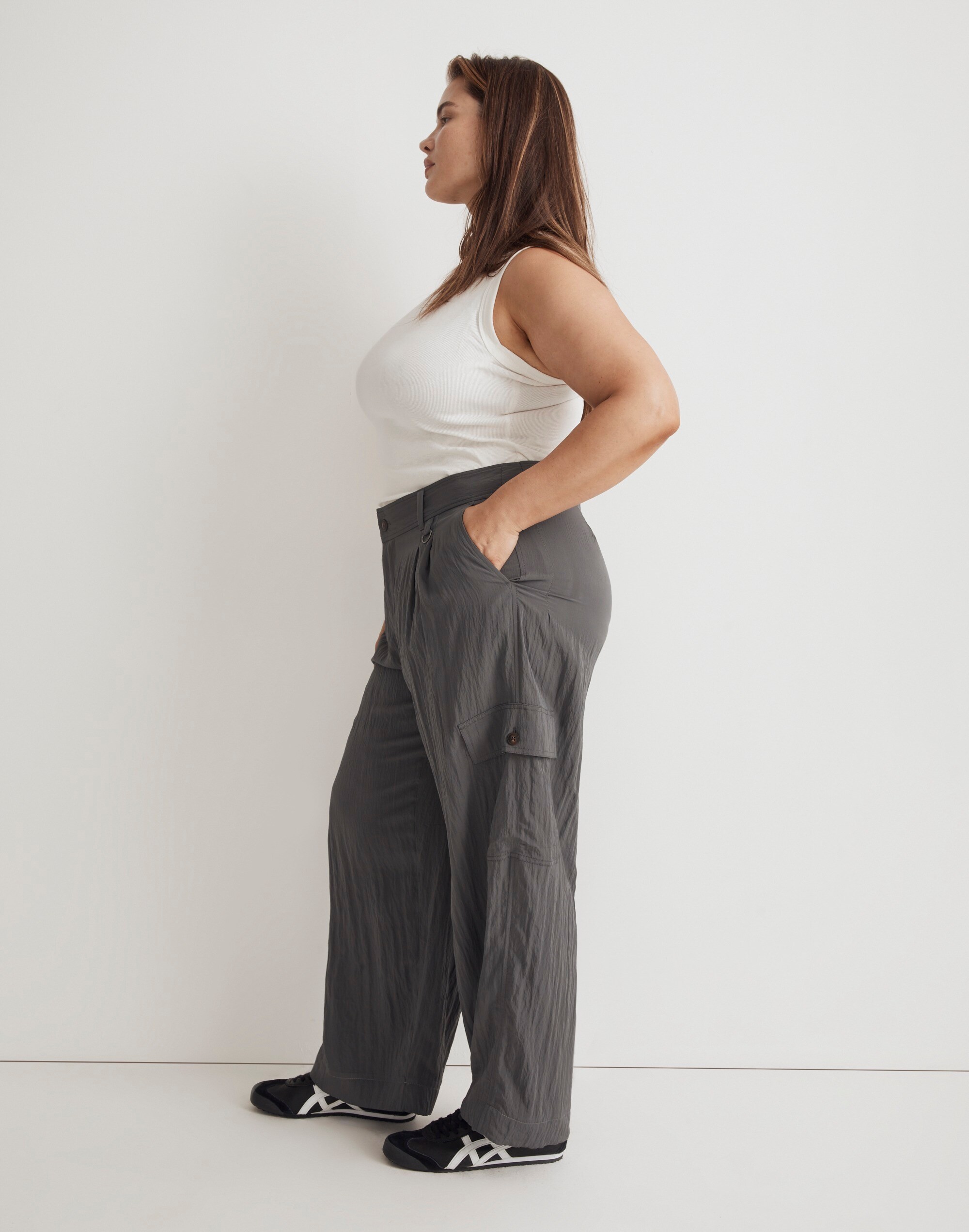 The Plus Harlow Wide-Leg Cargo Pant