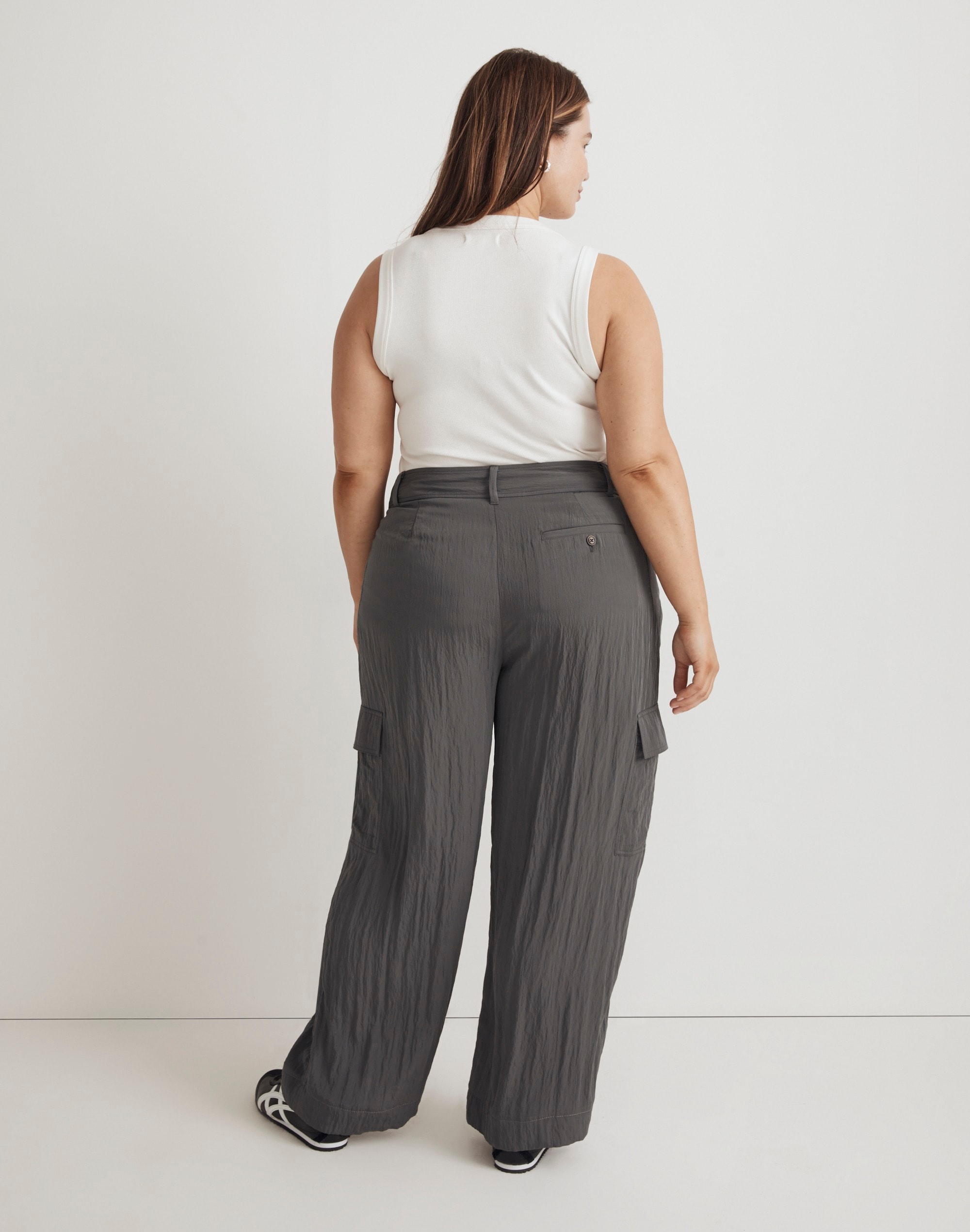 The Plus Harlow Wide-Leg Cargo Pant
