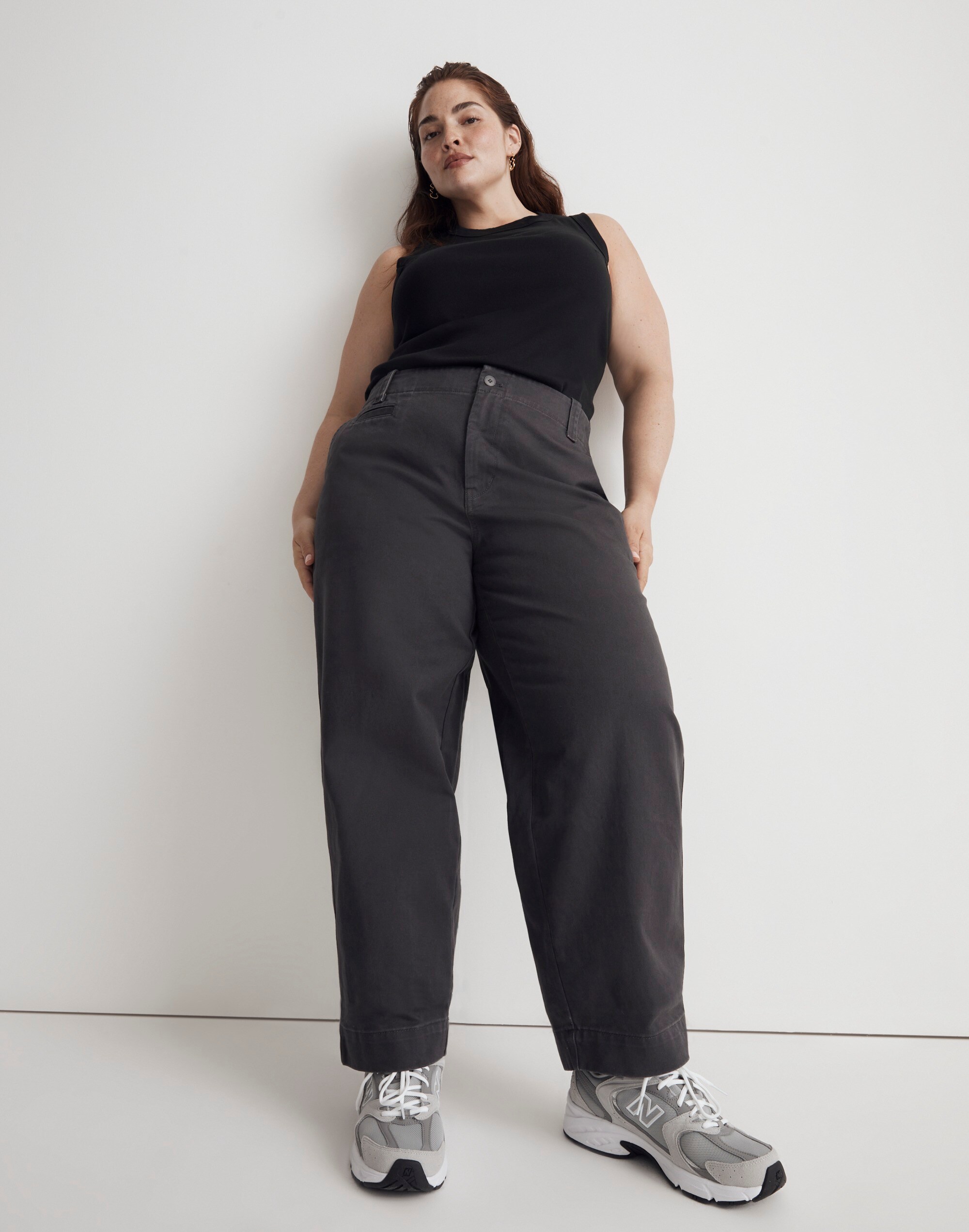 plus colorblock relaxed pants in (re)generative chino