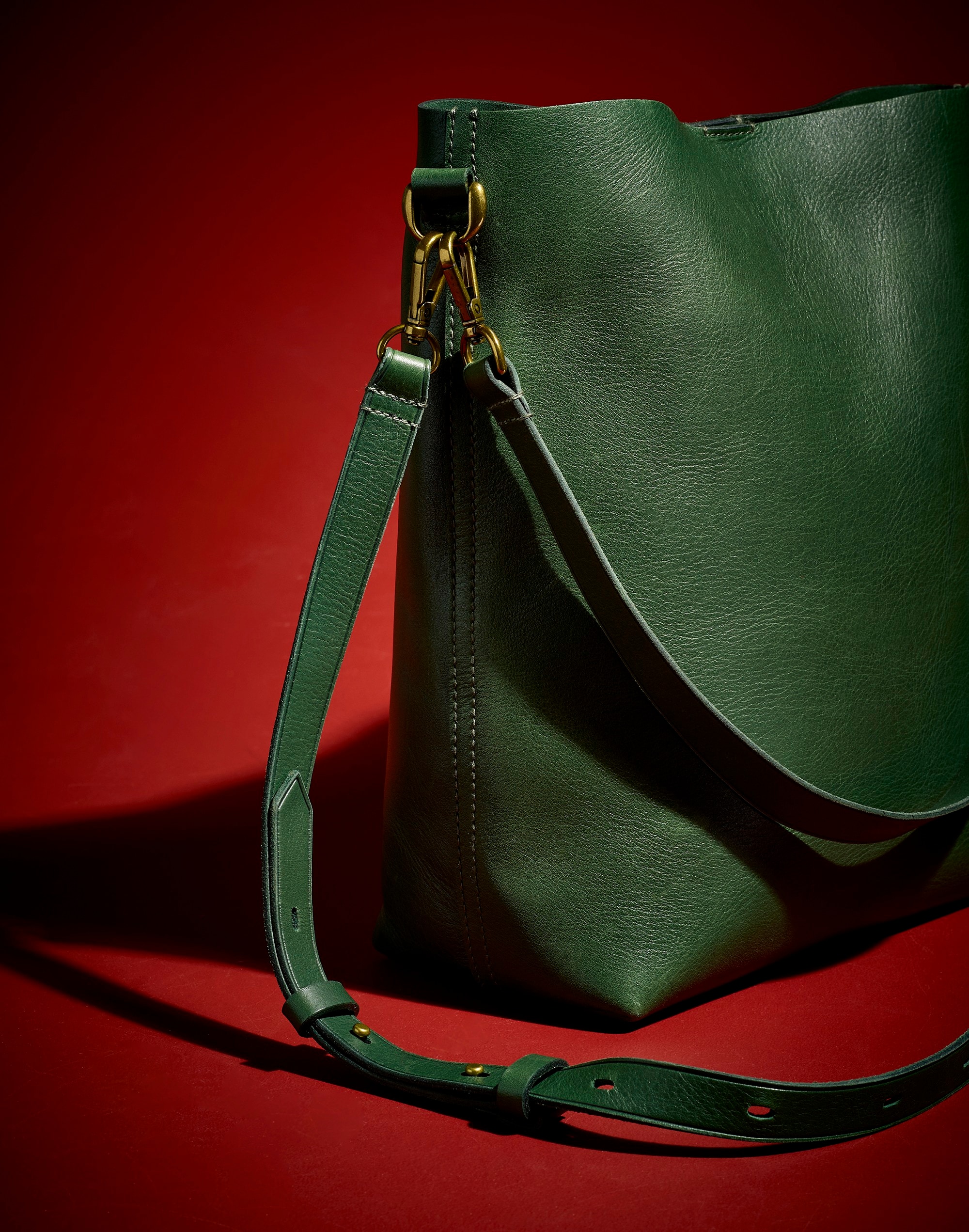 The Transport Bucket Bag