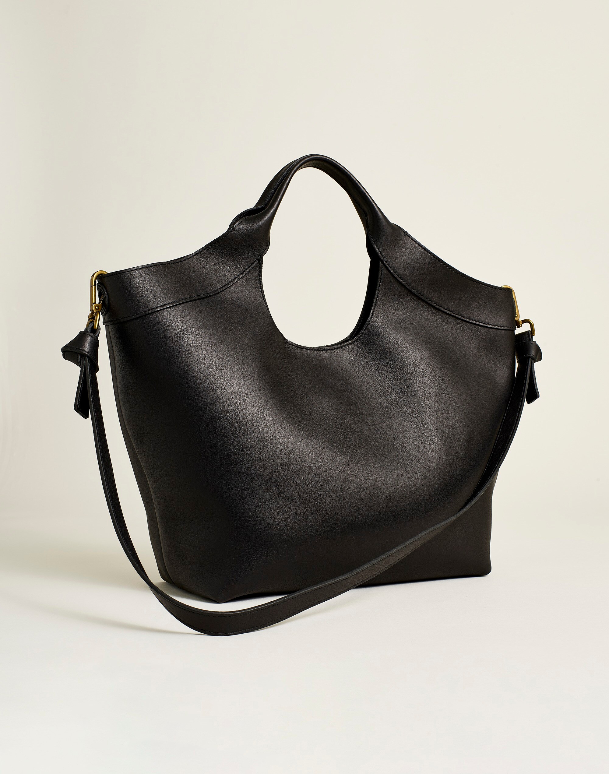 The Sydney Cutout Tote in Leather