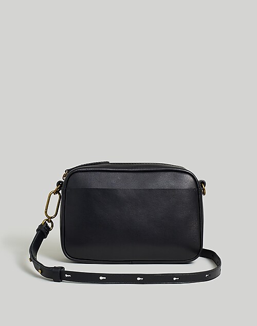 Madewell The Leather Carabiner Medium Crossbody Bag in True Black - Size One S